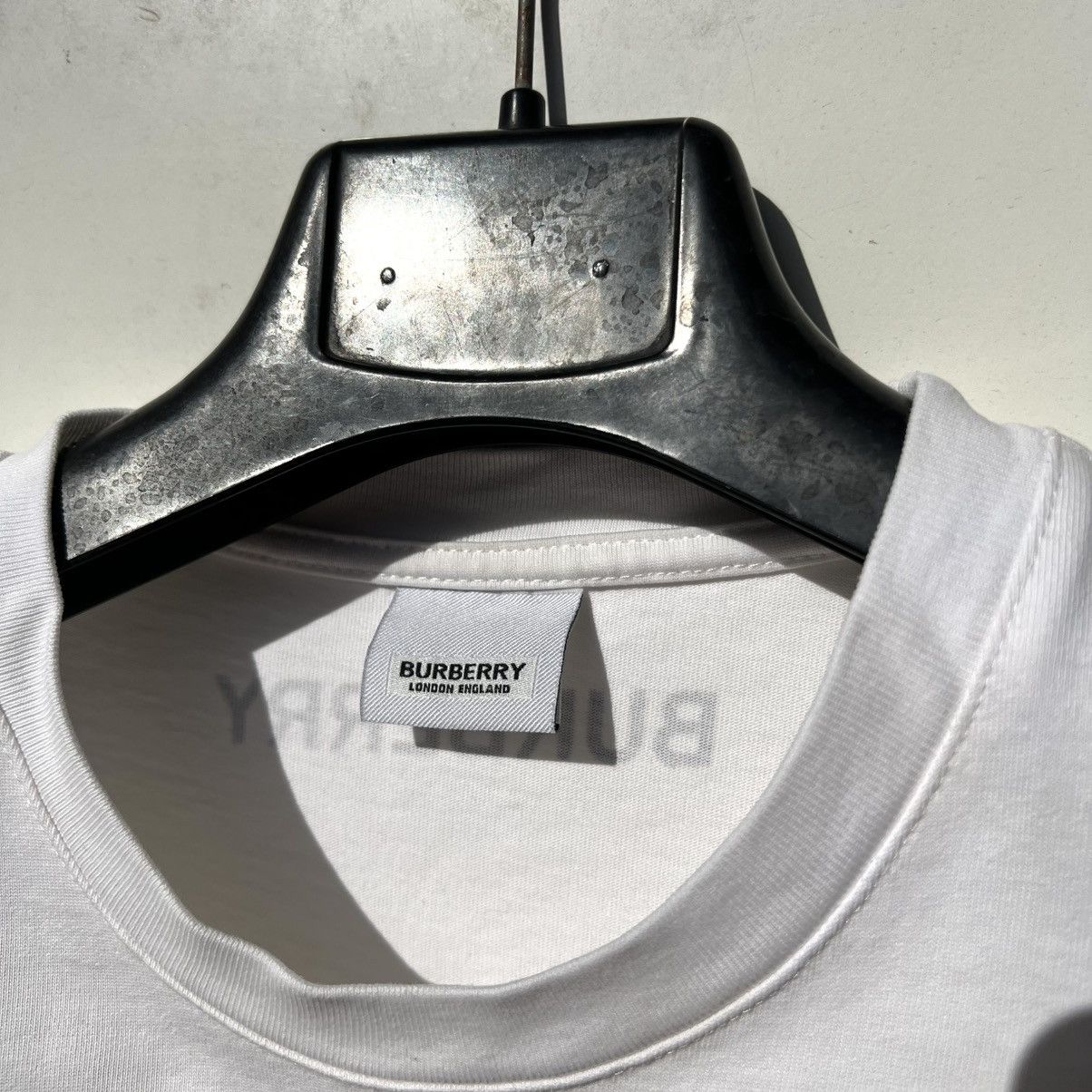 Burberry Burberry t shirt Size US S / EU 44-46 / 1 - 2 Thumbnail