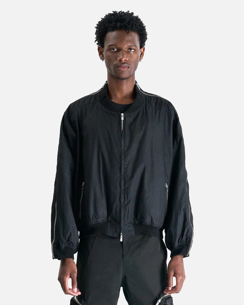 o1s1v1r1oon0825 Zip Ma-1 Bomber in Black