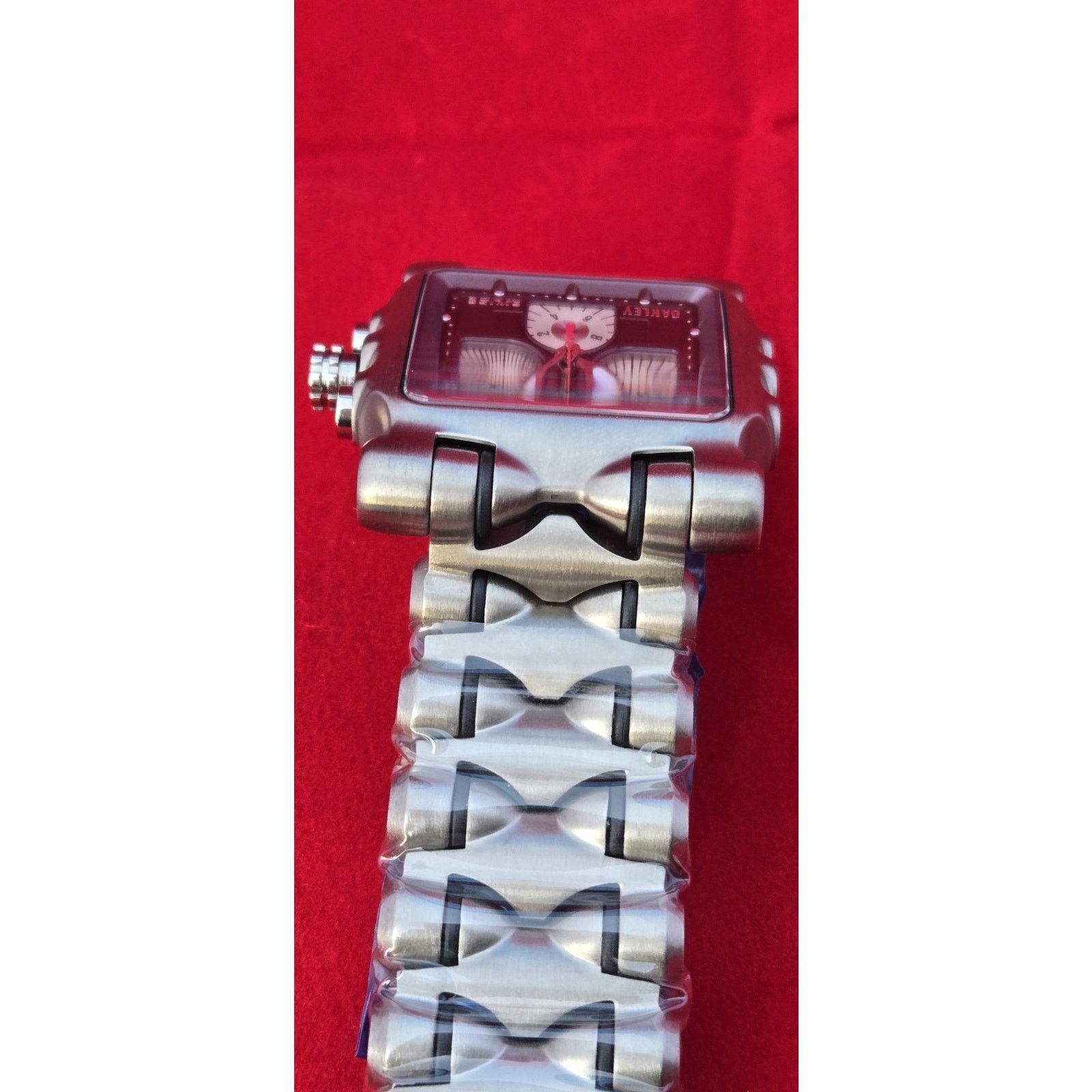 Oakley NEW Oakley Minute Machine Titanium Square Watch Chronograph Size 30 - 12 Thumbnail