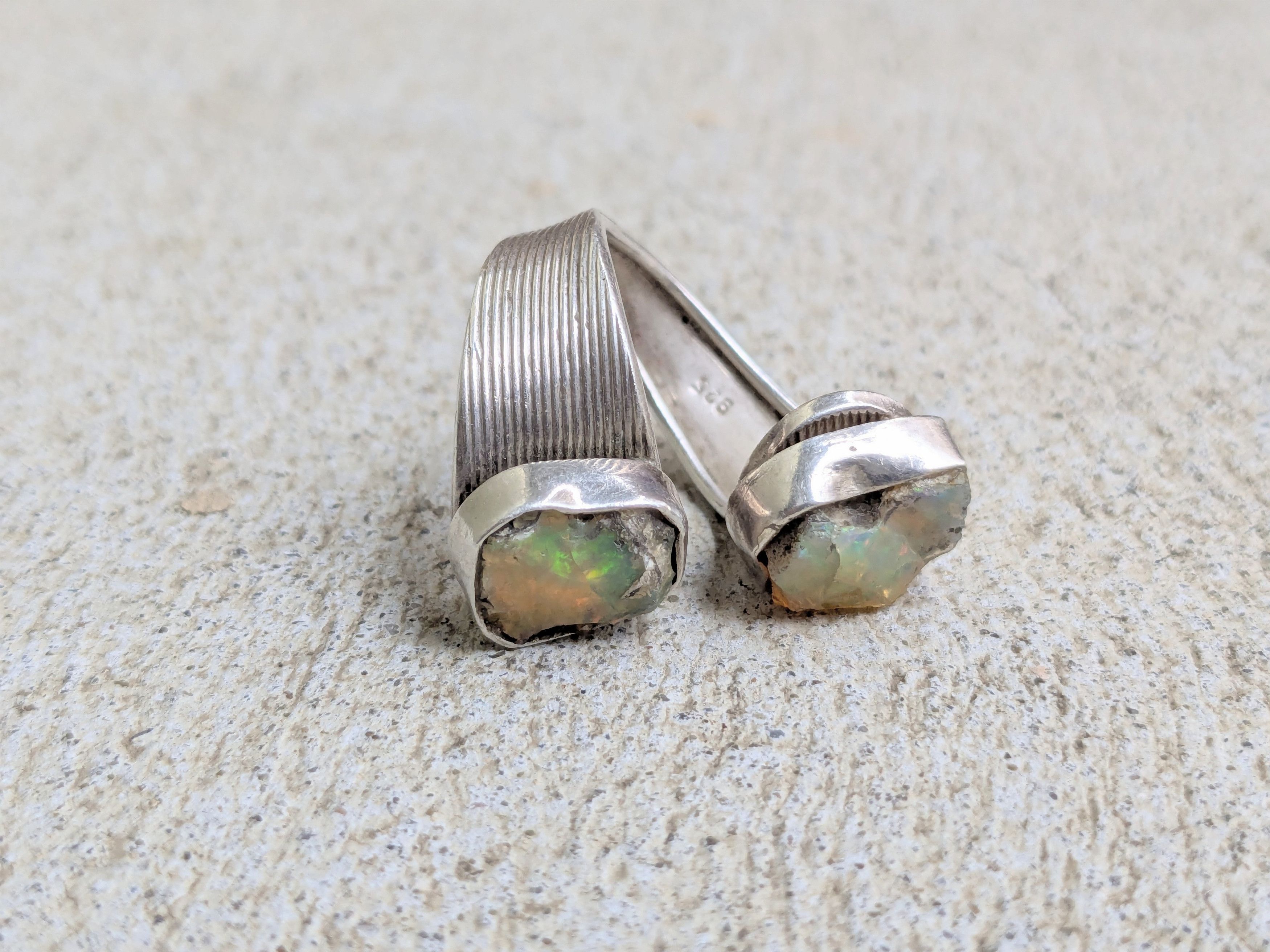 Other Vintage Sterling Silver Ring Opal 8 Bypass Adjustable Size ONE SIZE - 3 Thumbnail