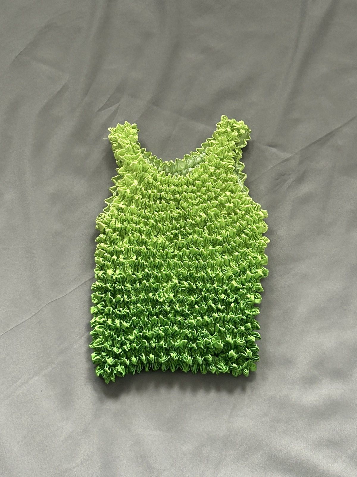 Vintage Green Shiny Stretch Scrunch Top – One Size Fits Most Size M / US 6-8 / IT 42-44 - 1 Thumbnail