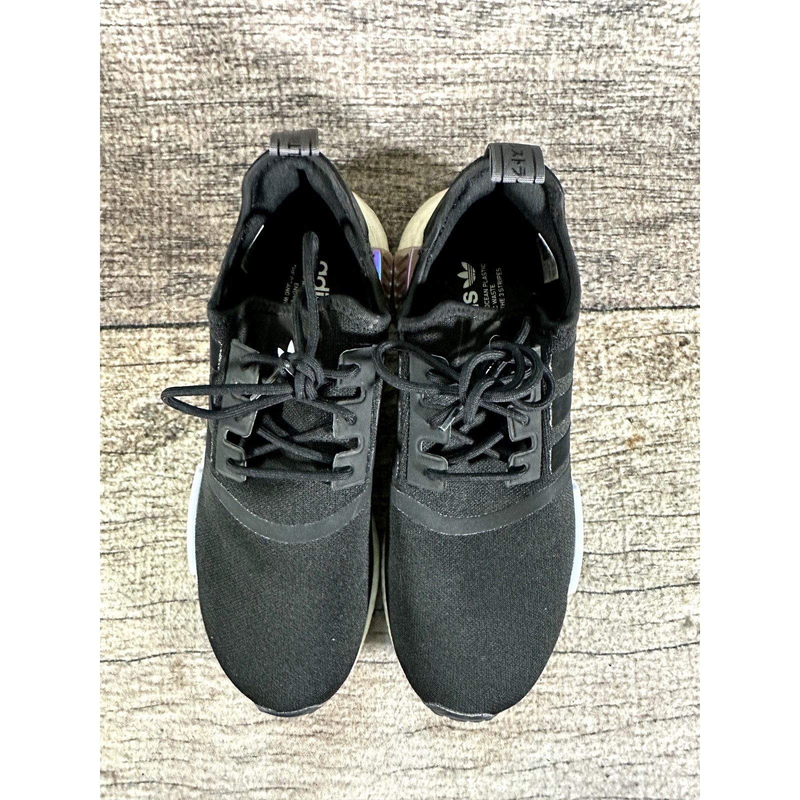 Adidas Adidas Women's NMD R1 Parley Magic Mauve Black Running Shoes Size US 10 / IT 40 - 3 Thumbnail