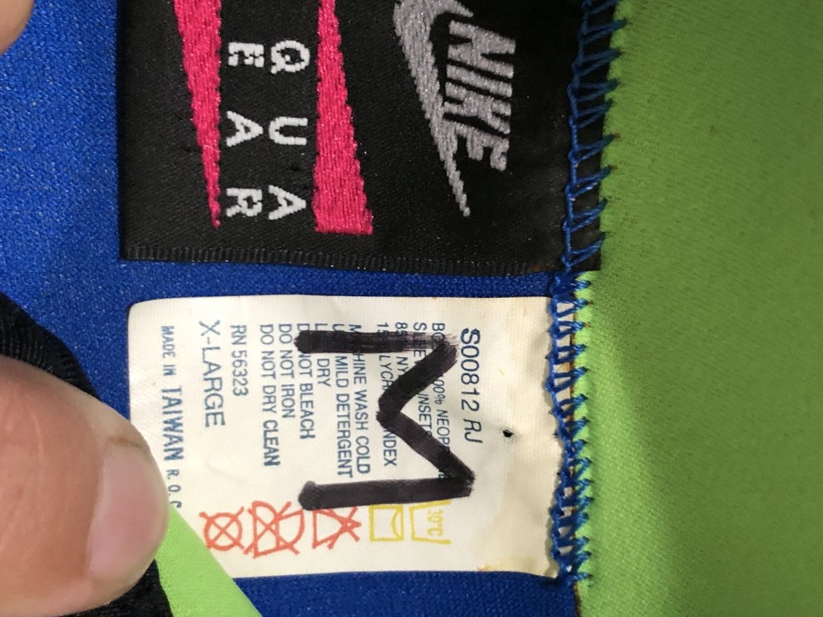 Nike Vtg 90s Nike Aqua Gear Wet Suit Neoprene Top Size US 30 / EU 46 - 8 Thumbnail