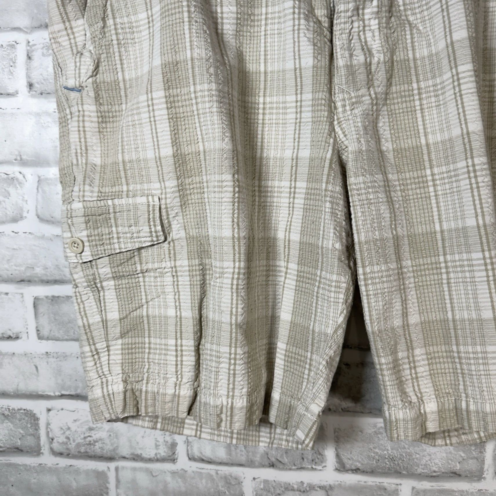 Tommy Bahama Tommy Bahama Relax Casual Shorts Mens Size 36 Beige Chino Casual Relaxed Fit Regular Size US 36 / EU 52 - 3 Thumbnail
