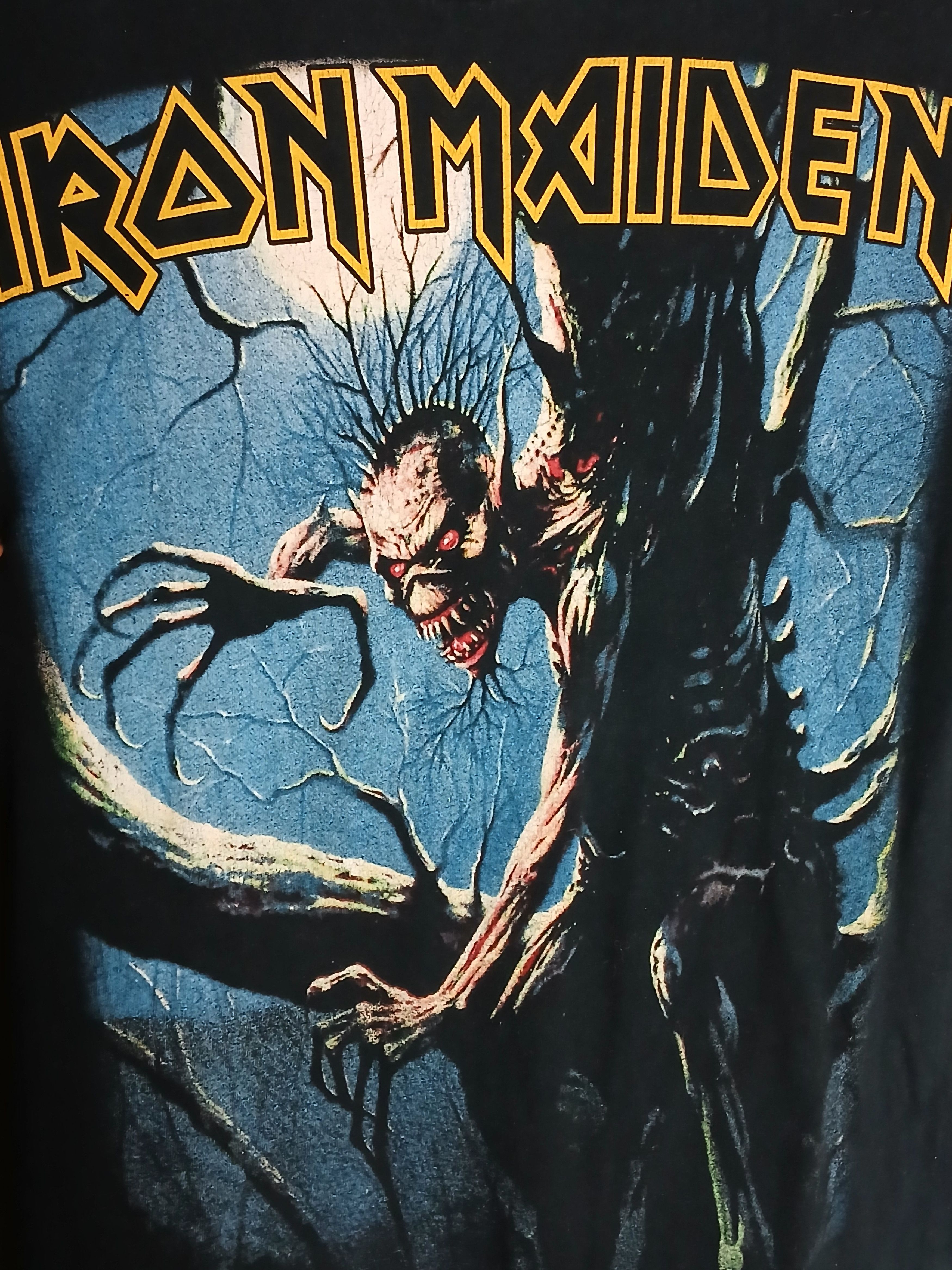Band Tees × Iron Maiden Iron Maiden Fear Of The Dark T-Shirt Size US S / EU 44-46 / 1 - 3 Thumbnail