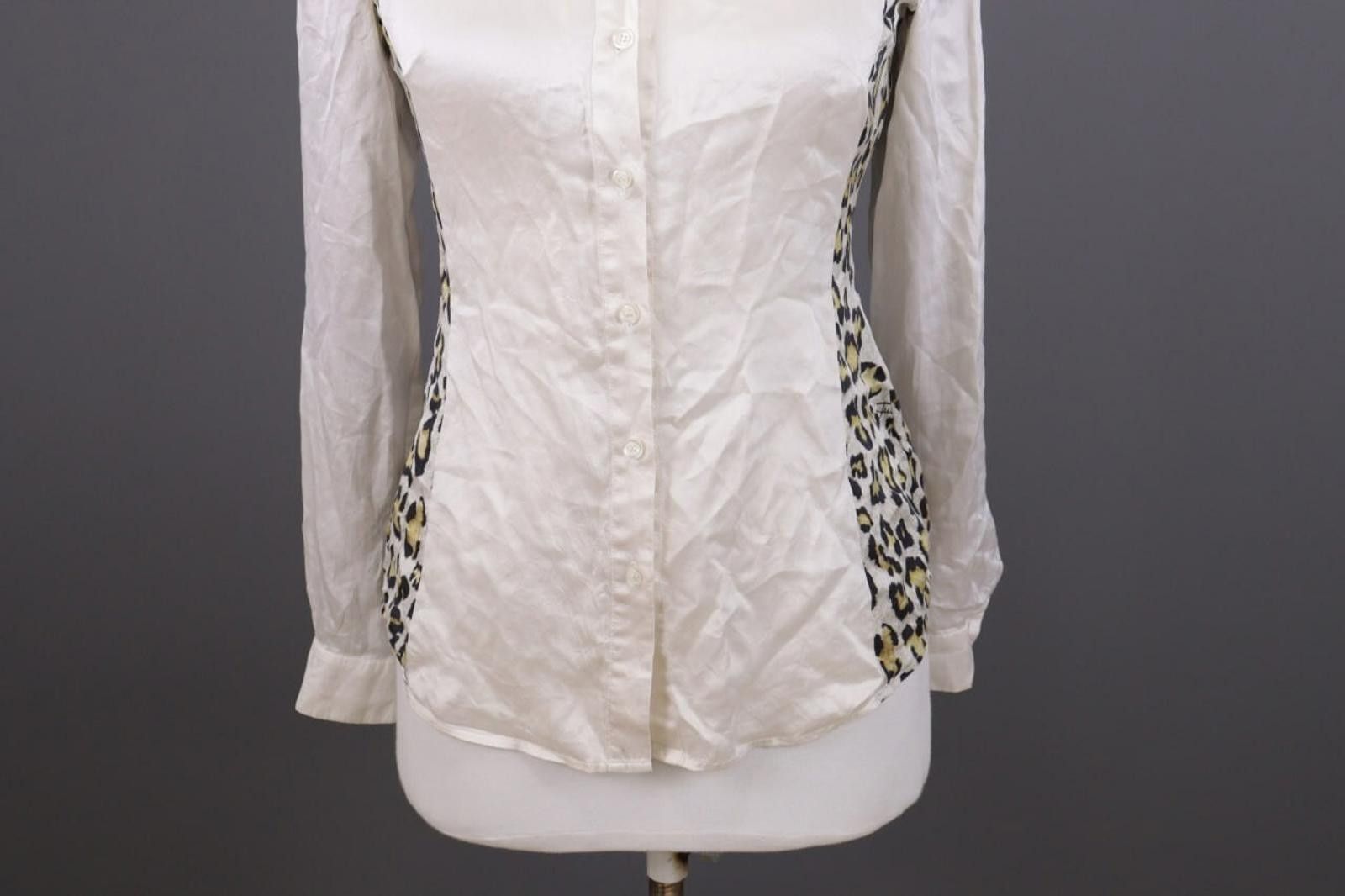 Just Cavalli Just Cavalli Beige Anumal Print Blouse Shirt Size 40 / M Size M / US 6-8 / IT 42-44 - 3 Thumbnail