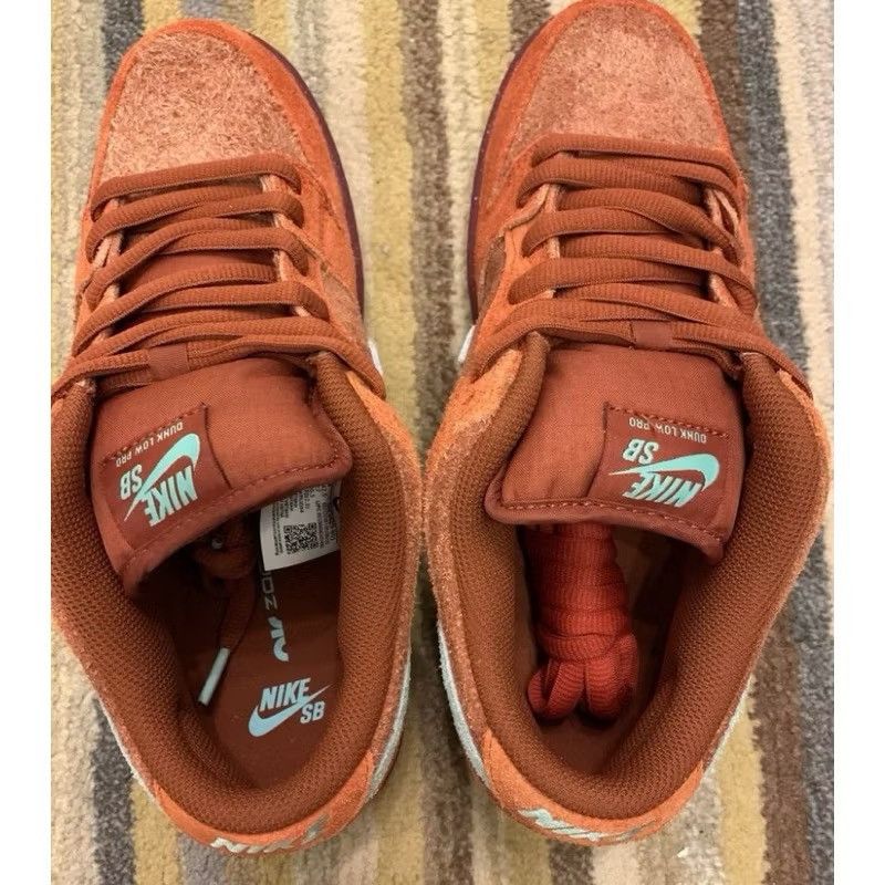 Nike Nike SB Dunk Low Pro PRM US9 Size US 9 / EU 42 - 4 Thumbnail