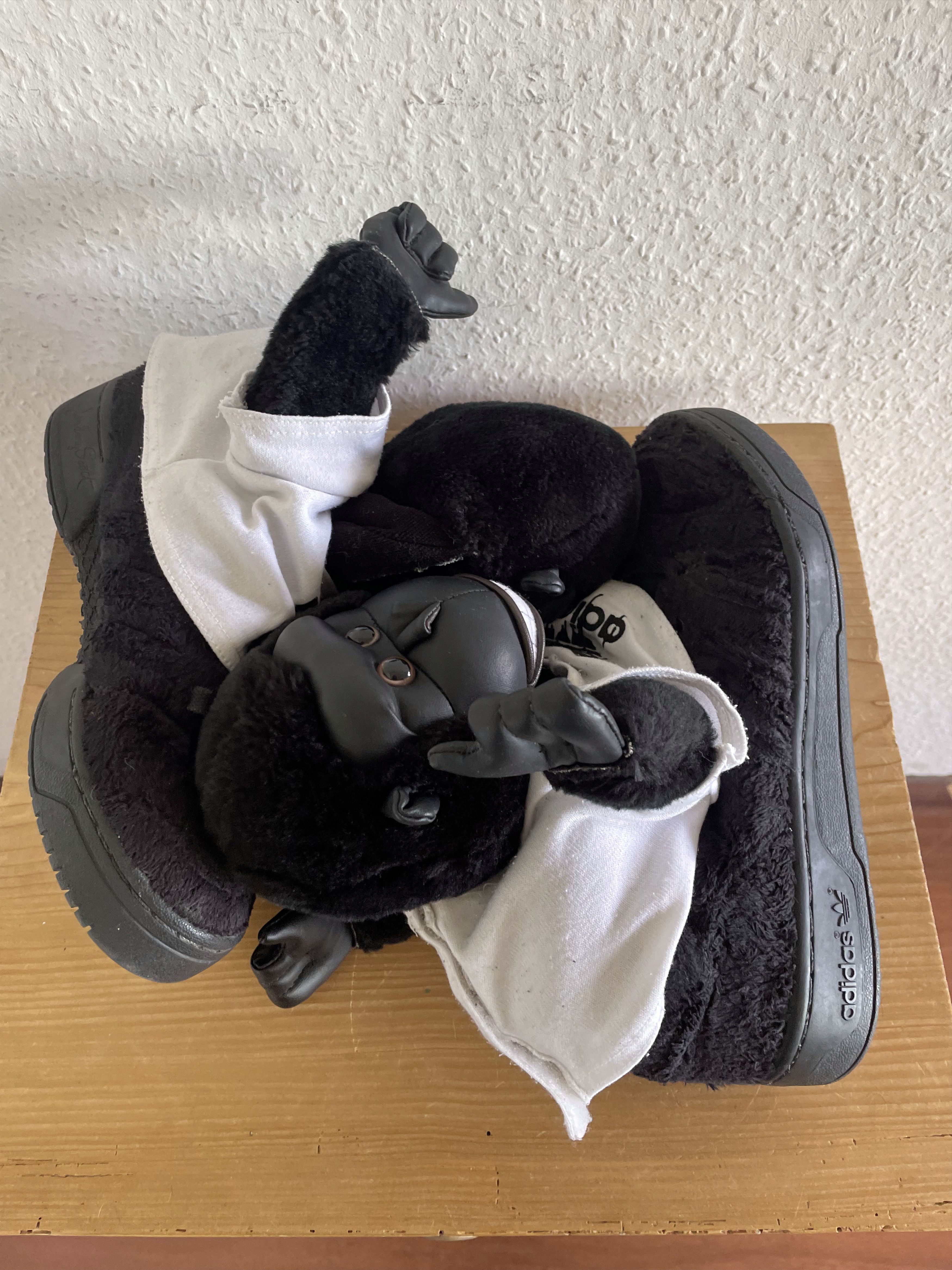 Adidas × Jeremy Scott Gorilla Sneaker Size US 7.5 / EU 40-41 - 3 Thumbnail