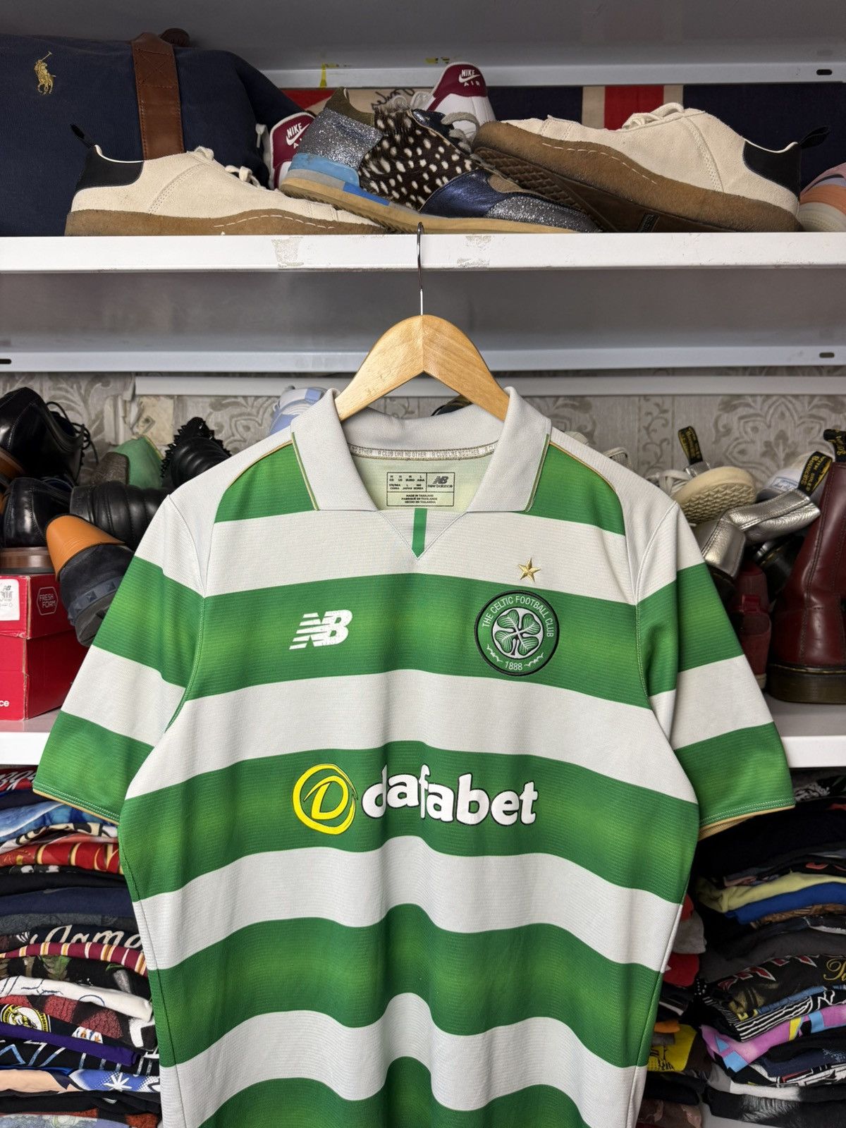 Other Celtic Jersey 2016/2017 Home Football Soccer Shirt Mens Home Size US M / EU 48-50 / 2 - 2 Thumbnail