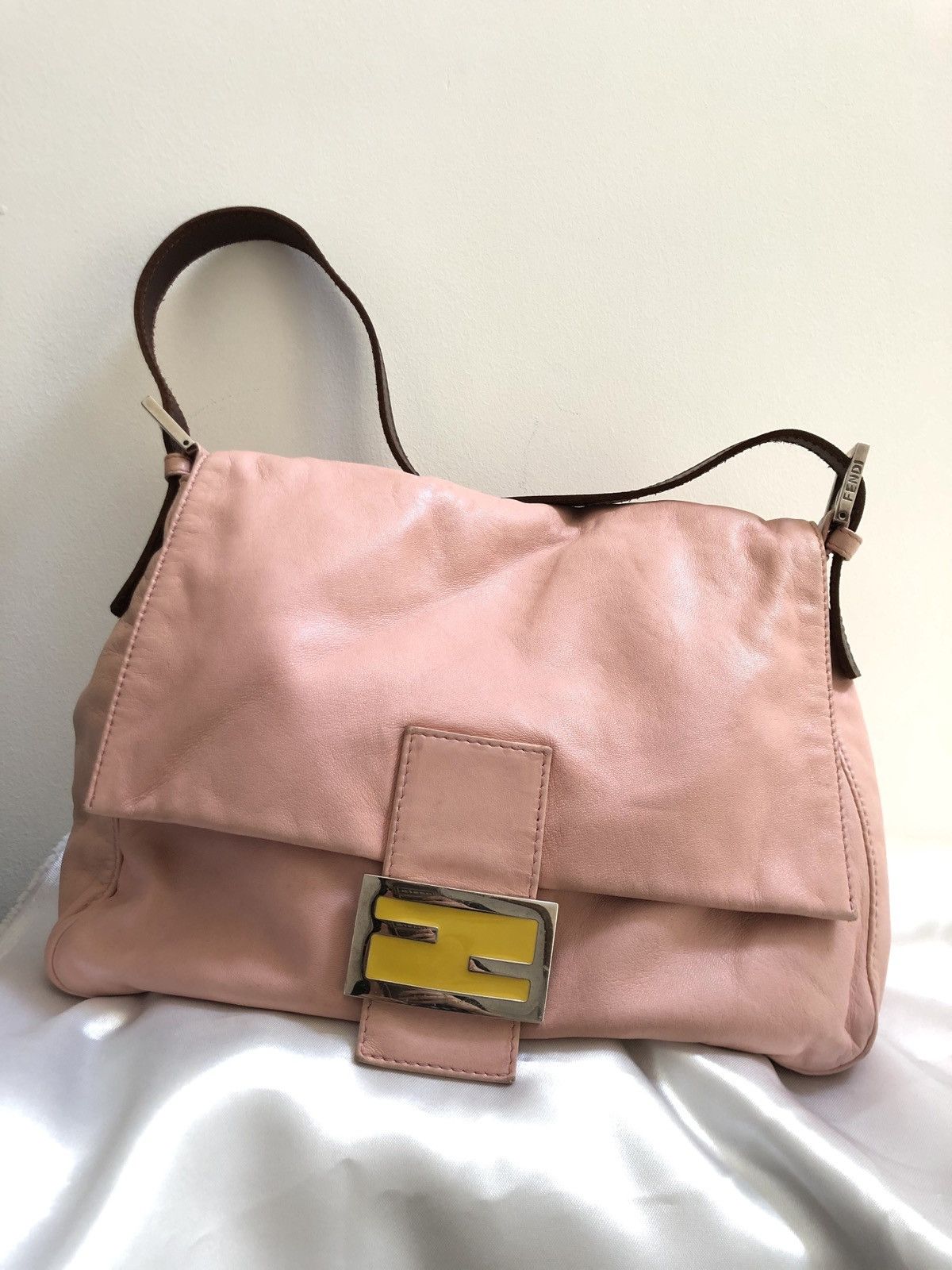Sold Out Fendi Baguette Leather Bag in Pink, Women's