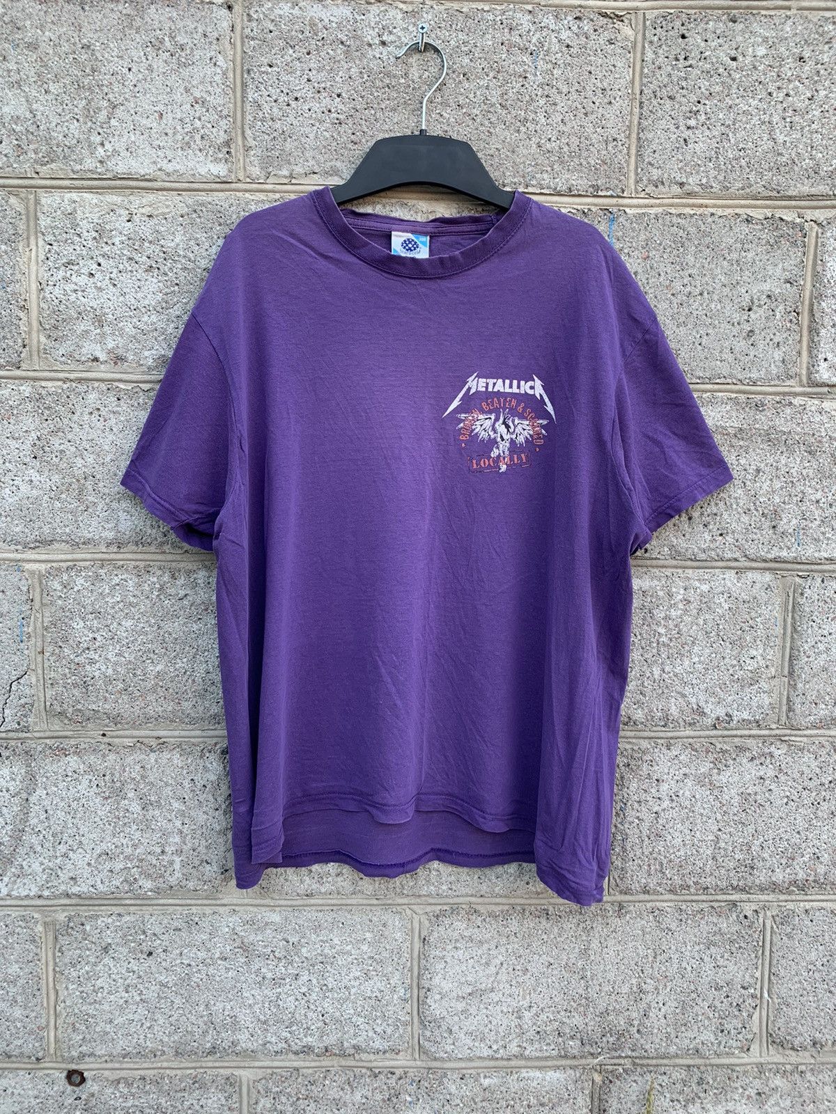 Band Tees × Metallica × Vintage VINTAGE Metallica Broken Beaten & Scarred Locally Shirt Size US XL / EU 56 / 4 - 1 Thumbnail