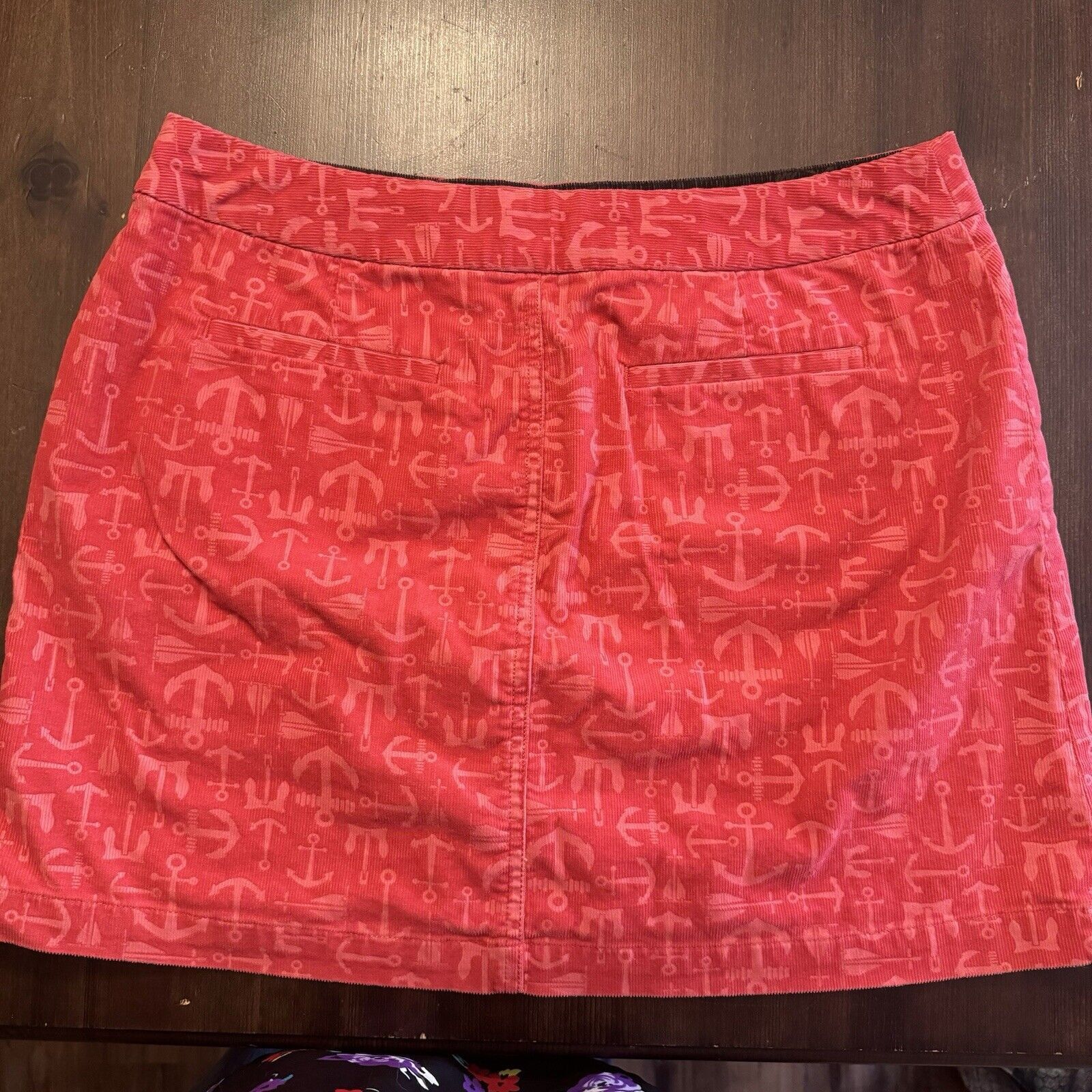 Vineyard Vines Vineyard Vines Shep Ian Skirt Sz 8 Corduroy Anchor Print Size 30" / US 8 / IT 44 - 2 Thumbnail