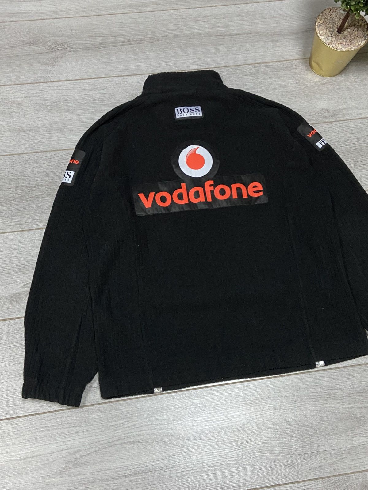 Hugo Boss Vintage Hugo Boss Vodafone McLaren Mercedes Half Zip Sweater Size US L / EU 52-54 / 3 - 6 Thumbnail