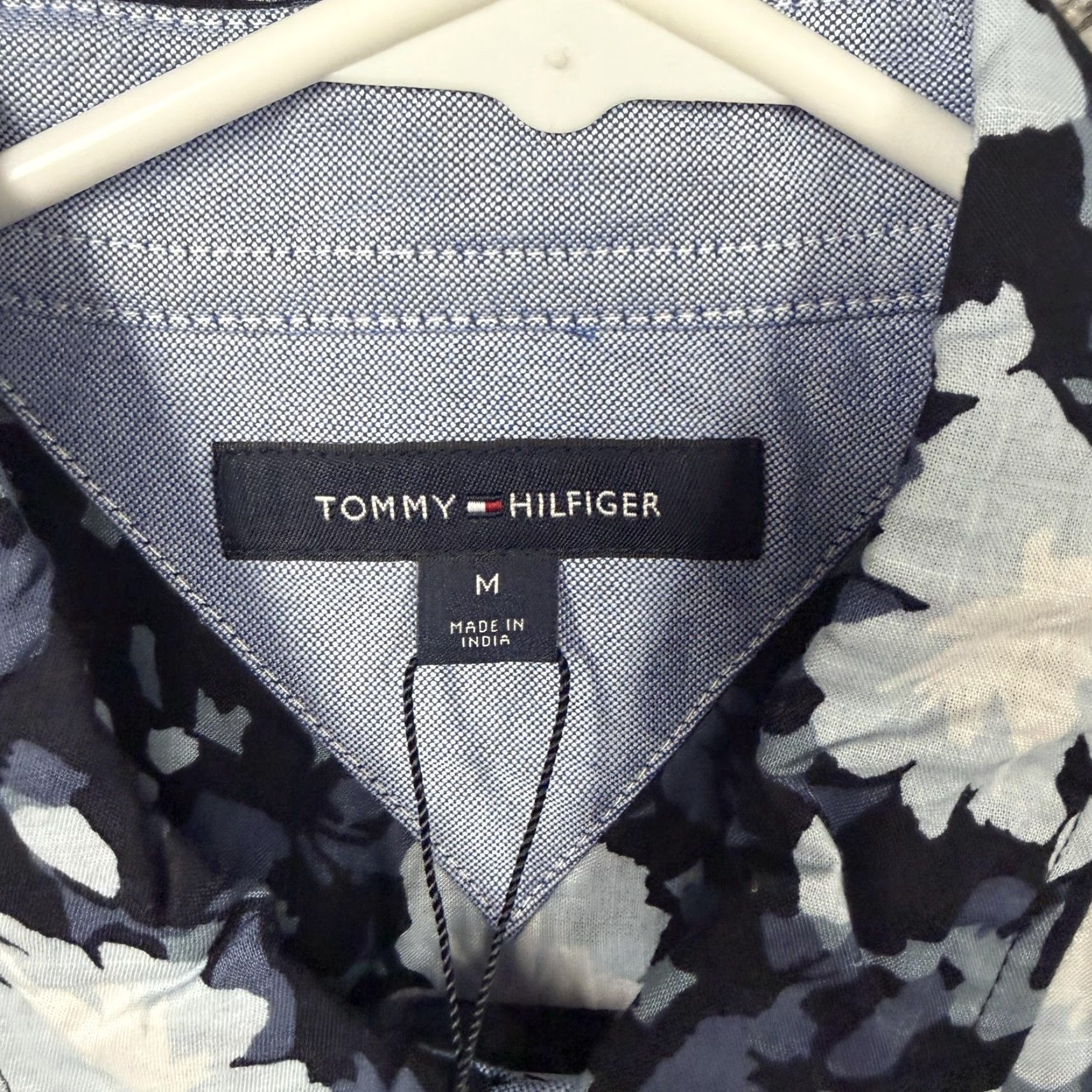 Tommy Hilfiger Tommy Hilfiger Button-Down Shirt Mens M Blue Floral Preppy Coastal Old Money NWT Size US M / EU 48-50 / 2 - 7 Thumbnail