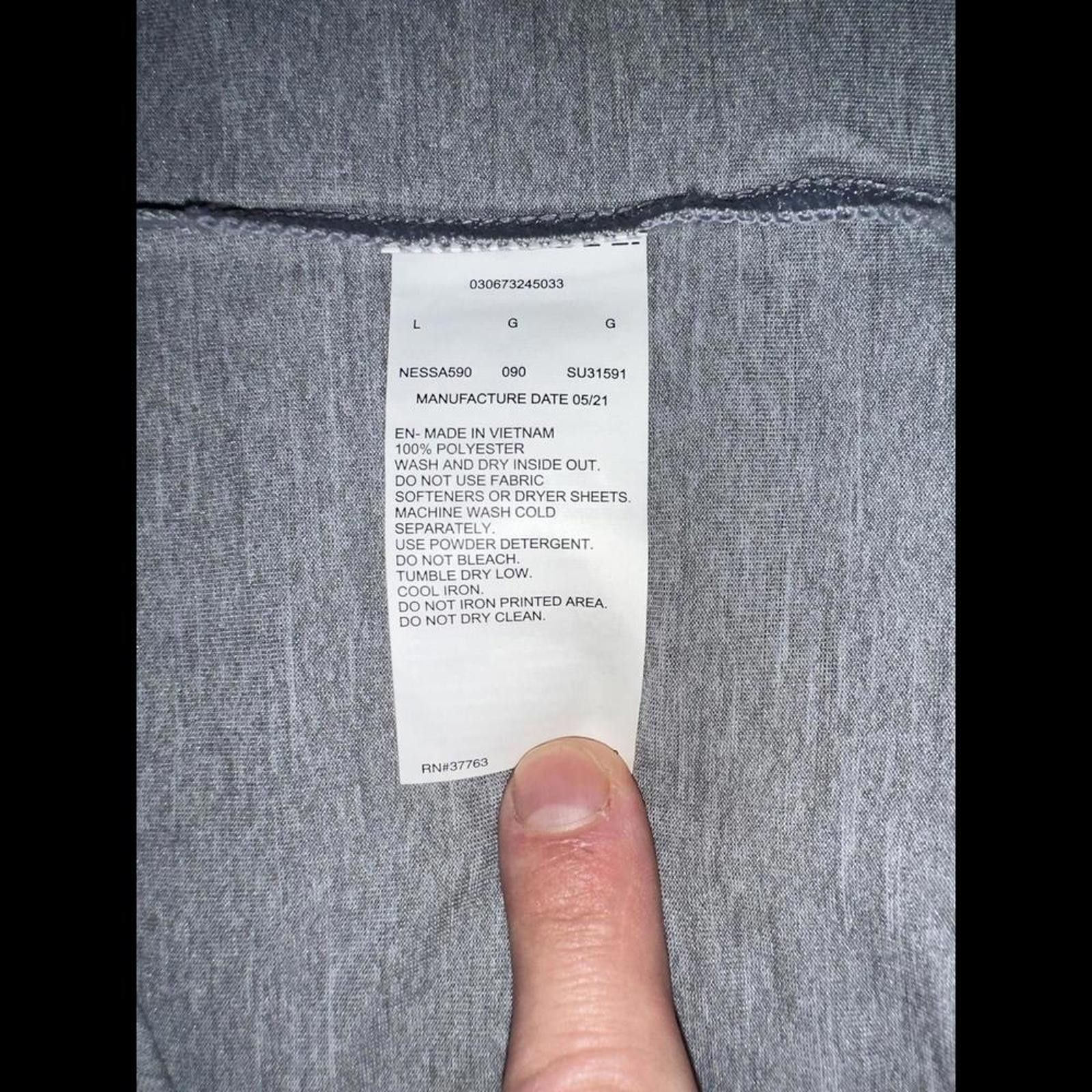 Nike Men's Heather Long Sleeve Hydroguard Swim Nike Shirt Size US L / EU 52-54 / 3 - 6 Thumbnail