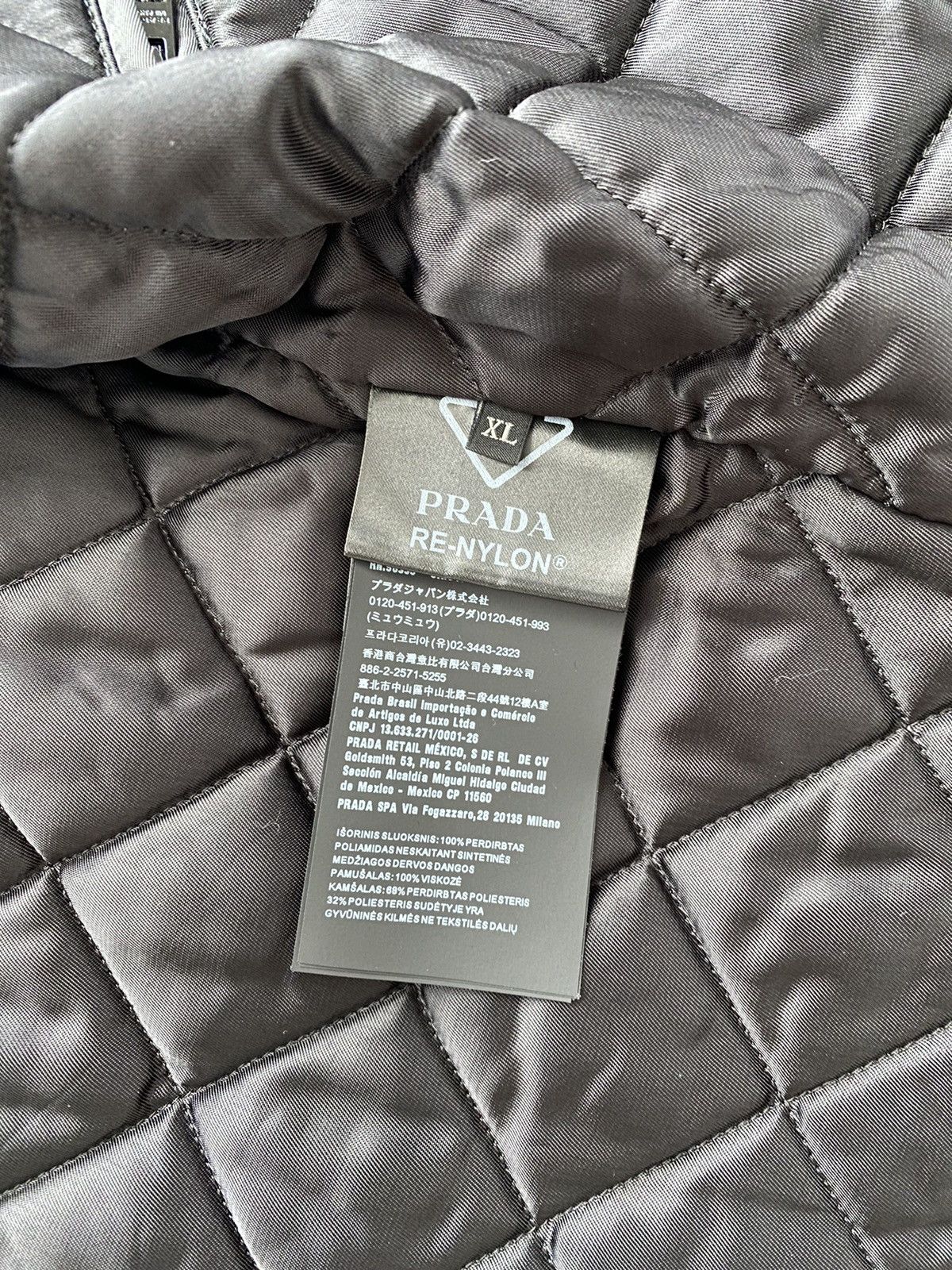 Prada Prada Re-nylon Vest RARE Size US XL / EU 56 / 4 - 5 Thumbnail