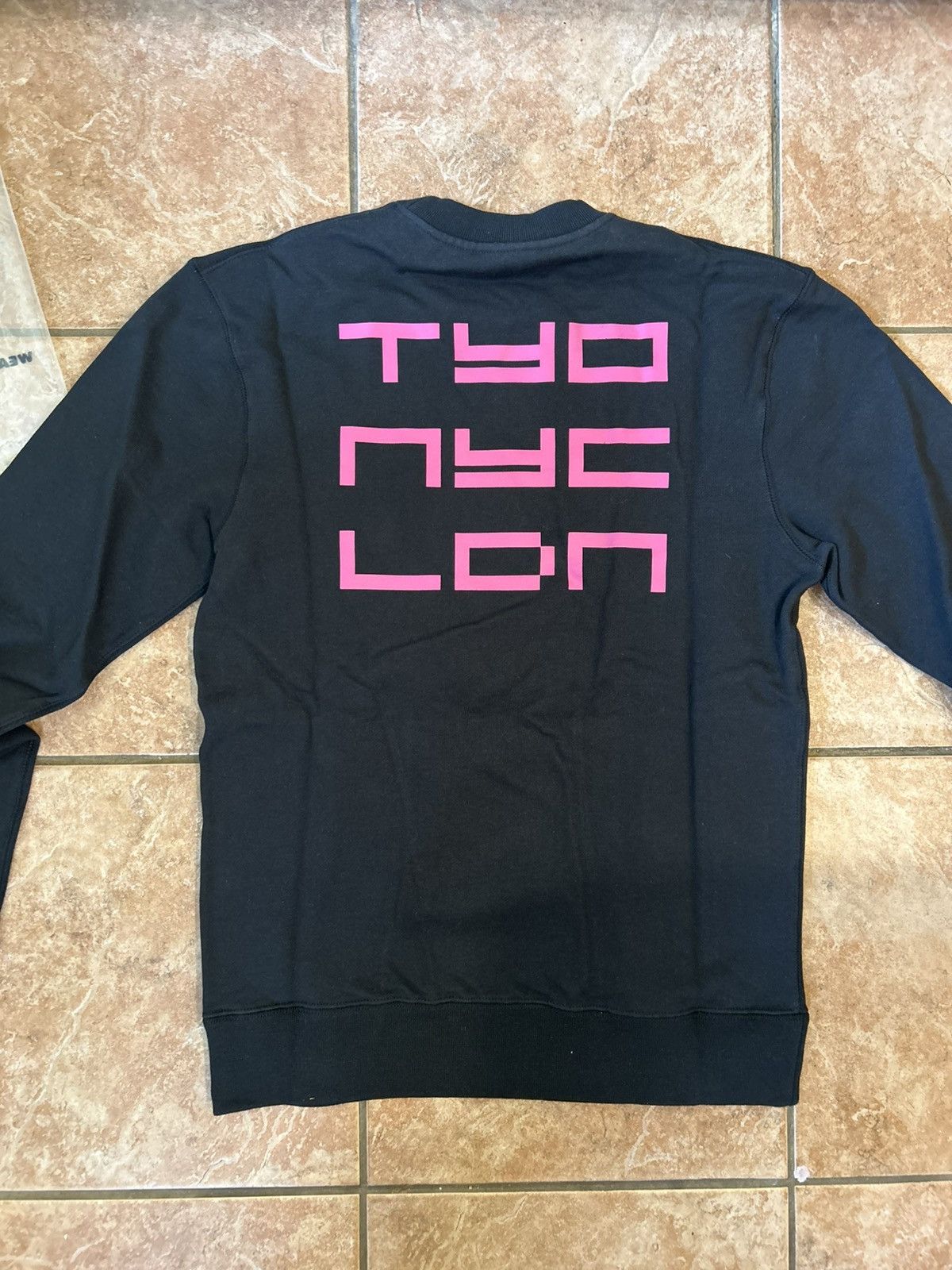 Billionaire Boys Club Pink Script- Black Billionaire Boys Club Crewneck Size US S / EU 44-46 / 1 - 2 Thumbnail