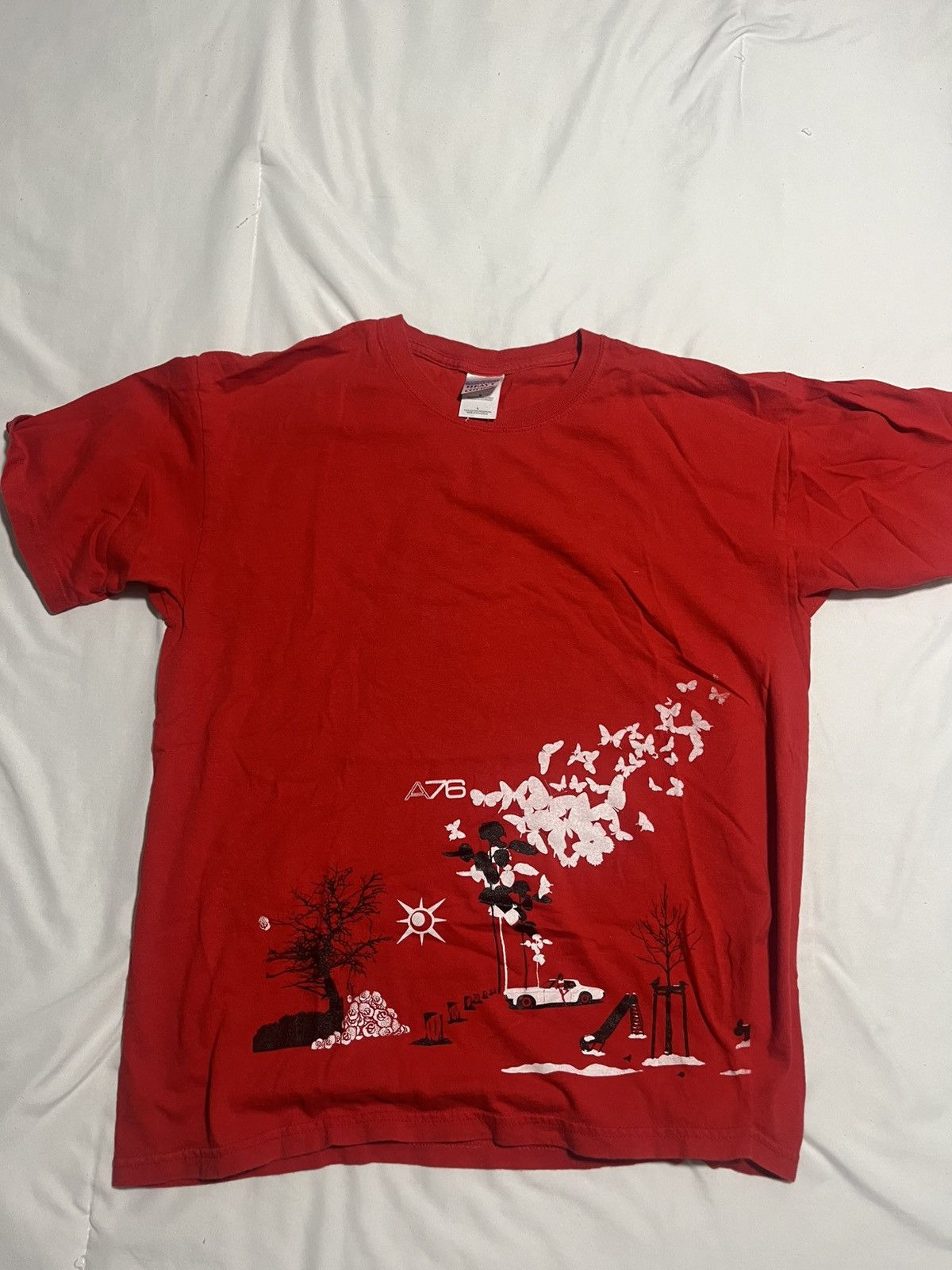 Gildan × Vintage Vintage Gildan Japanese Style Tee Size US L / EU 52-54 / 3 - 1 Thumbnail