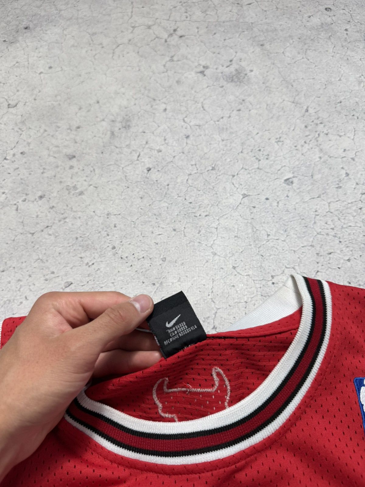 Nike Nike Air Jordan #23 Chicago Bulls Vintage Jersey Shirt NBA Size US M / EU 48-50 / 2 - 11 Thumbnail