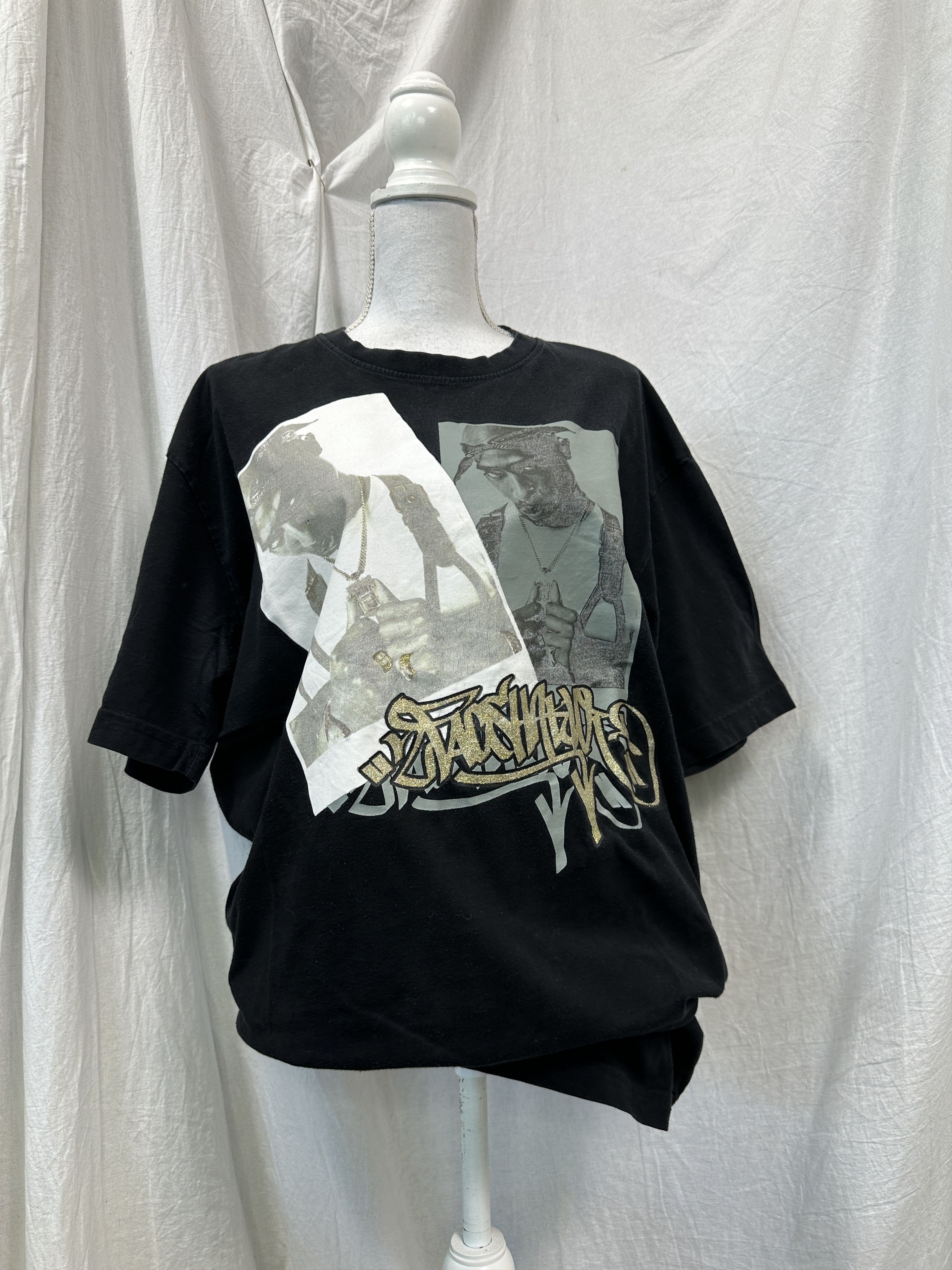Vintage Vintage Tupac Rap Hip-Hop Y2K Oversize T-shirt Size US XL / EU 56 / 4 - 1 Thumbnail