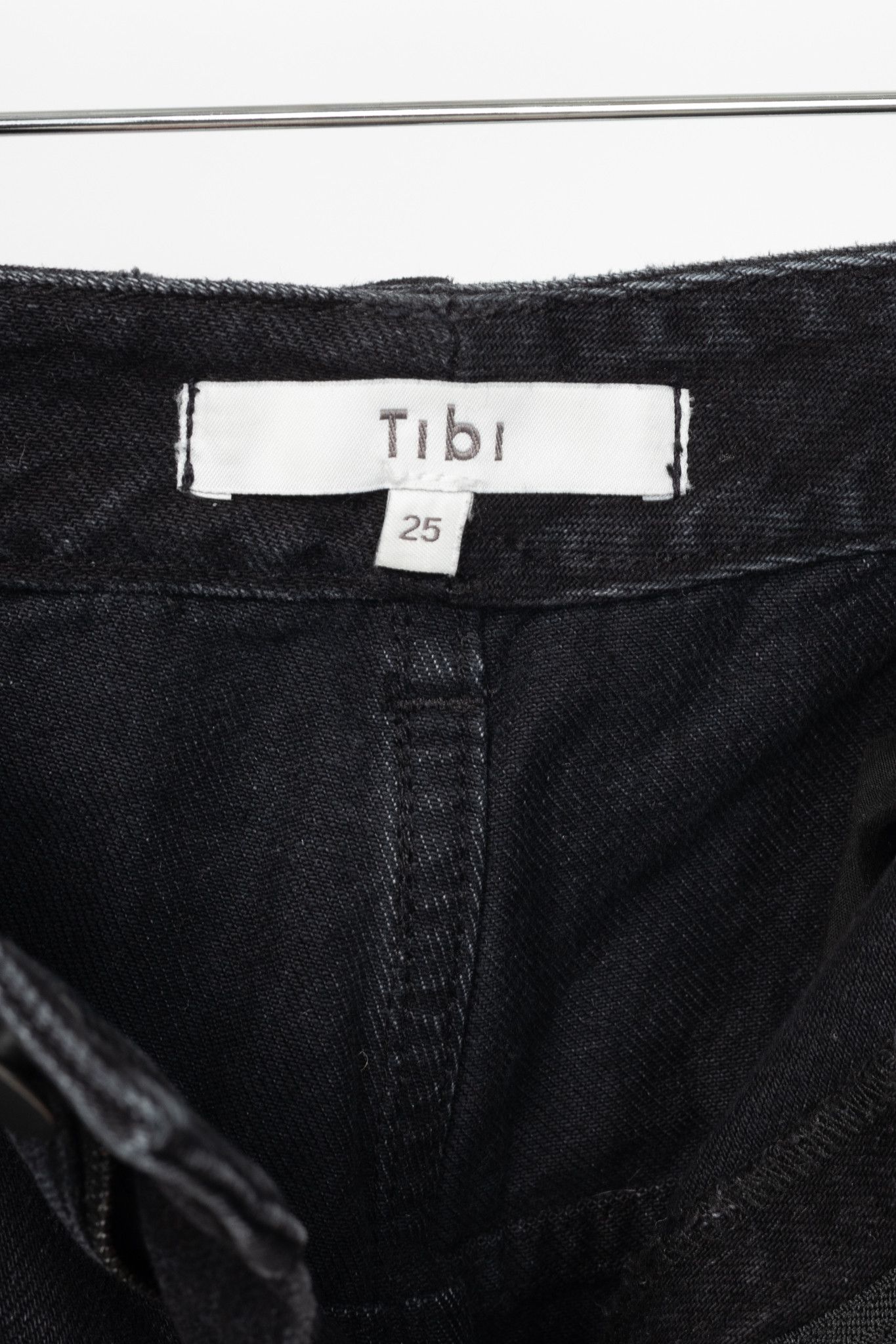 Tibi Tibi SS24 Vintage Black Denim Barrel Shorter Tuck Jeans Size 25" / US 0 / IT 36 - 8 Thumbnail