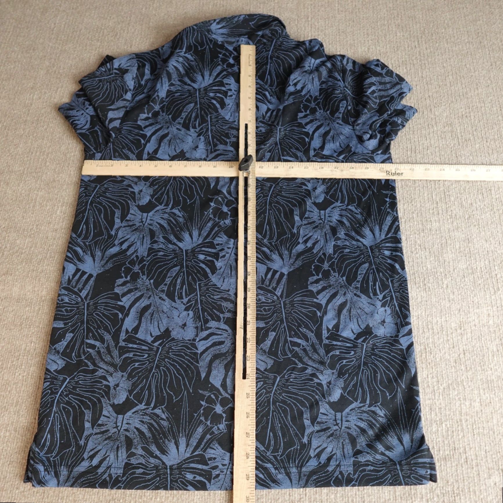 TravisMathew Travis Mathew Polo Shirt Large Black Floral Monstera Deliciosa All Over Print Mens Size US L / EU 52-54 / 3 - 4 Thumbnail