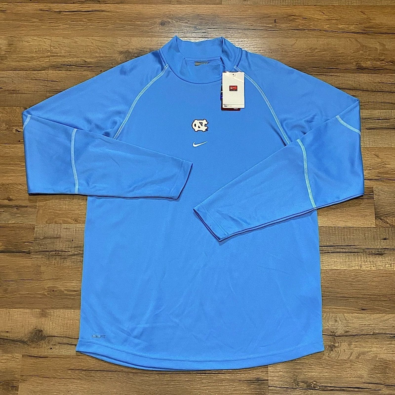 Nike 2008 Nike Fit Dry UNC Center Swoosh Crewneck / Long sleeve Size US M / EU 48-50 / 2 - 1 Thumbnail