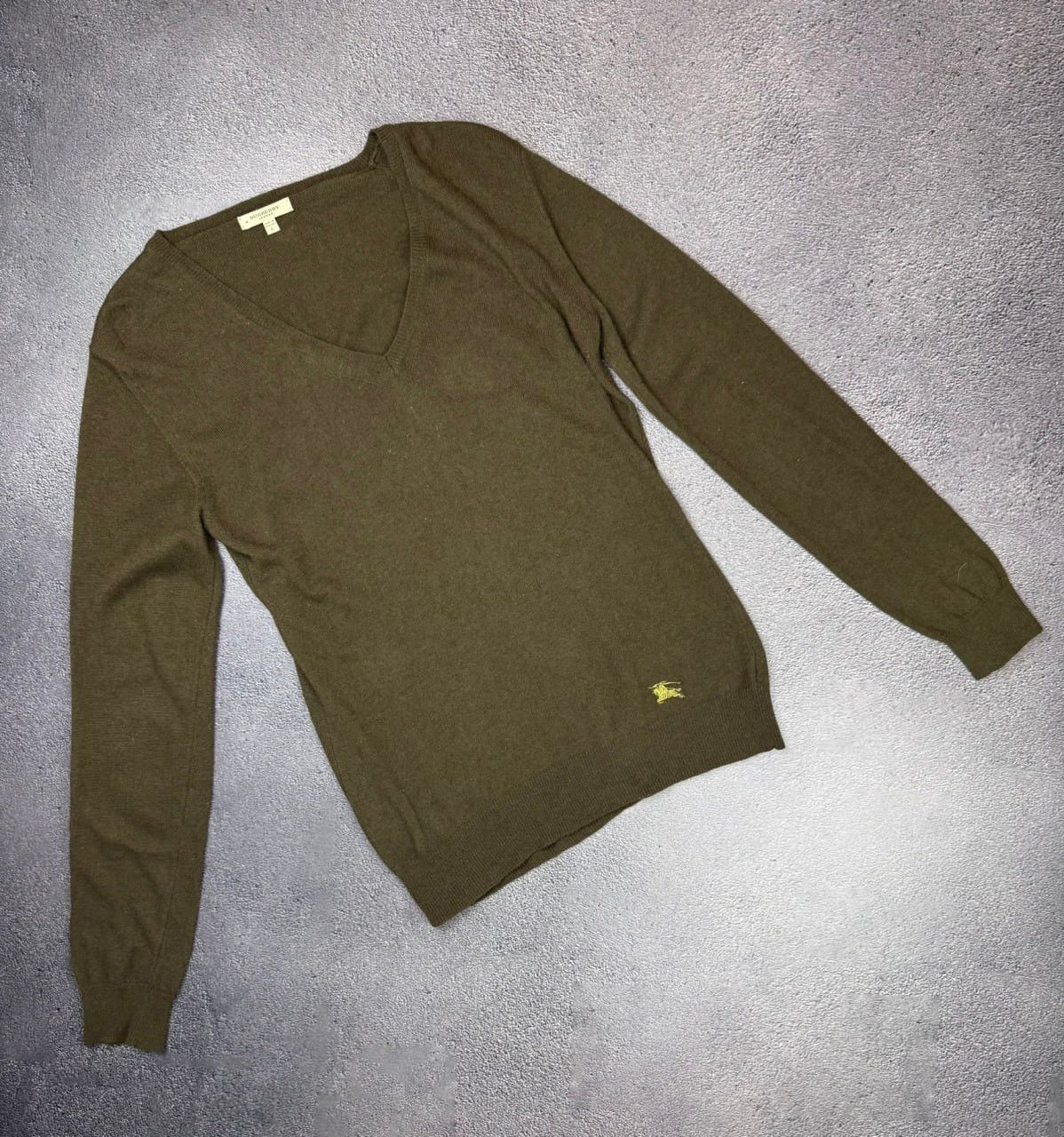 Burberry Burberry Wool Sweater cardigan Size L / US 10 / IT 46 - 1 Thumbnail