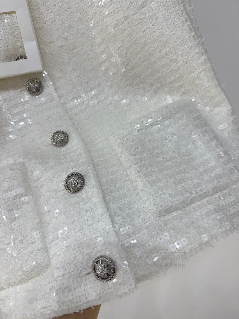 Chanel Chanel 25S white sequin vest jacket Size XS / US 0-2 / IT 36-38 - 3 Thumbnail