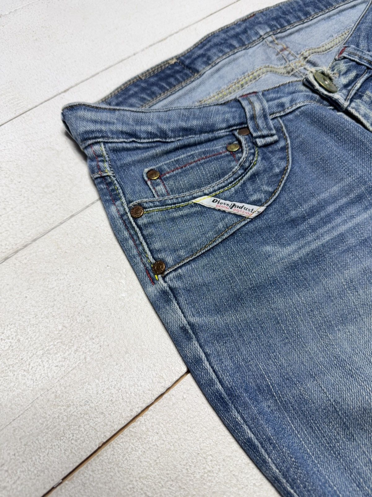 Diesel 90s Retro Y2K Diesel Industry Y2K Bootcut Flared Jeans Denim Size 30" / US 8 / IT 44 - 12 Thumbnail