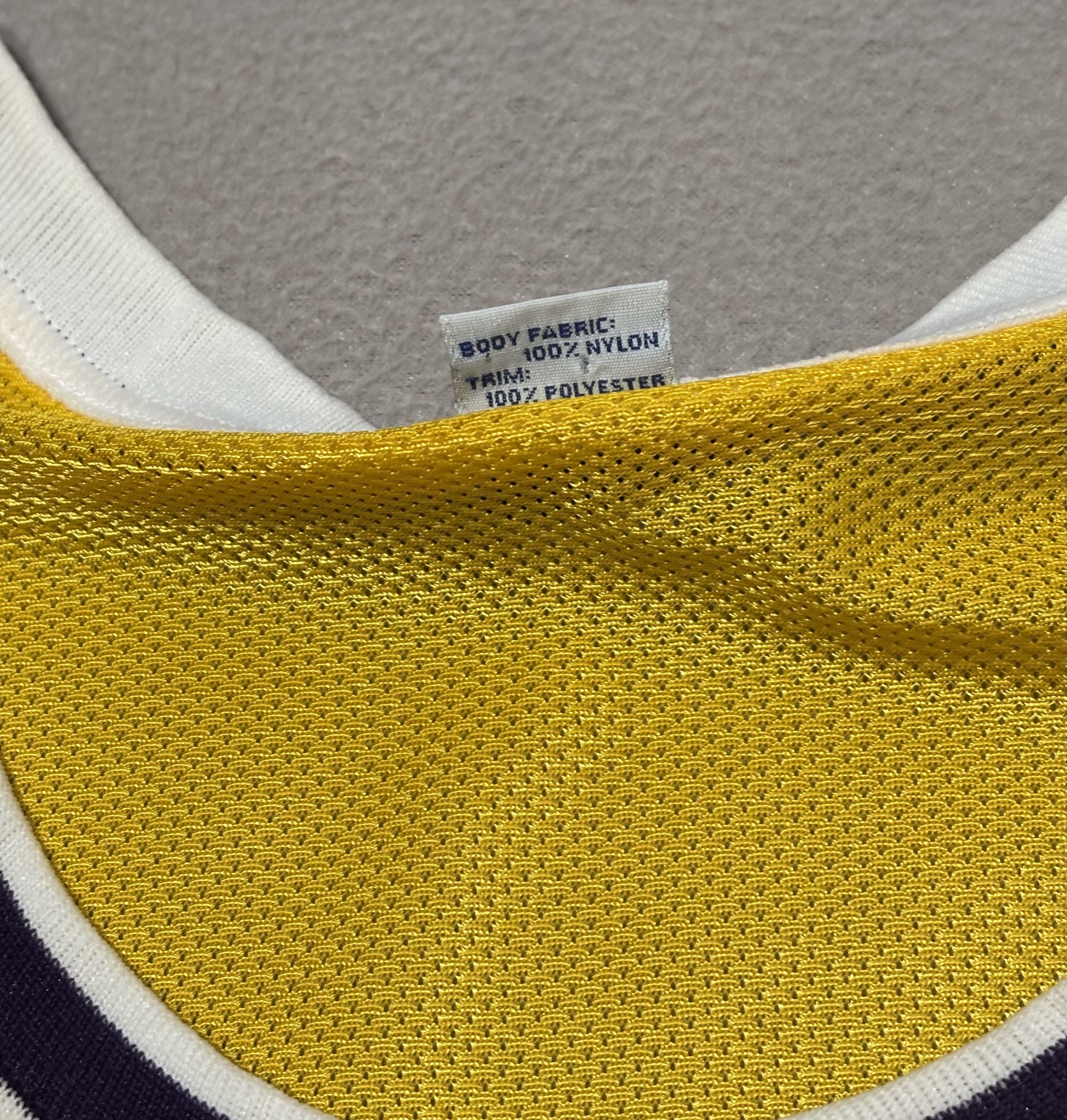Champion Los Angeles Lakers 90s Johnson #32 Champion Basketball Size US XL / EU 56 / 4 - 21 Thumbnail