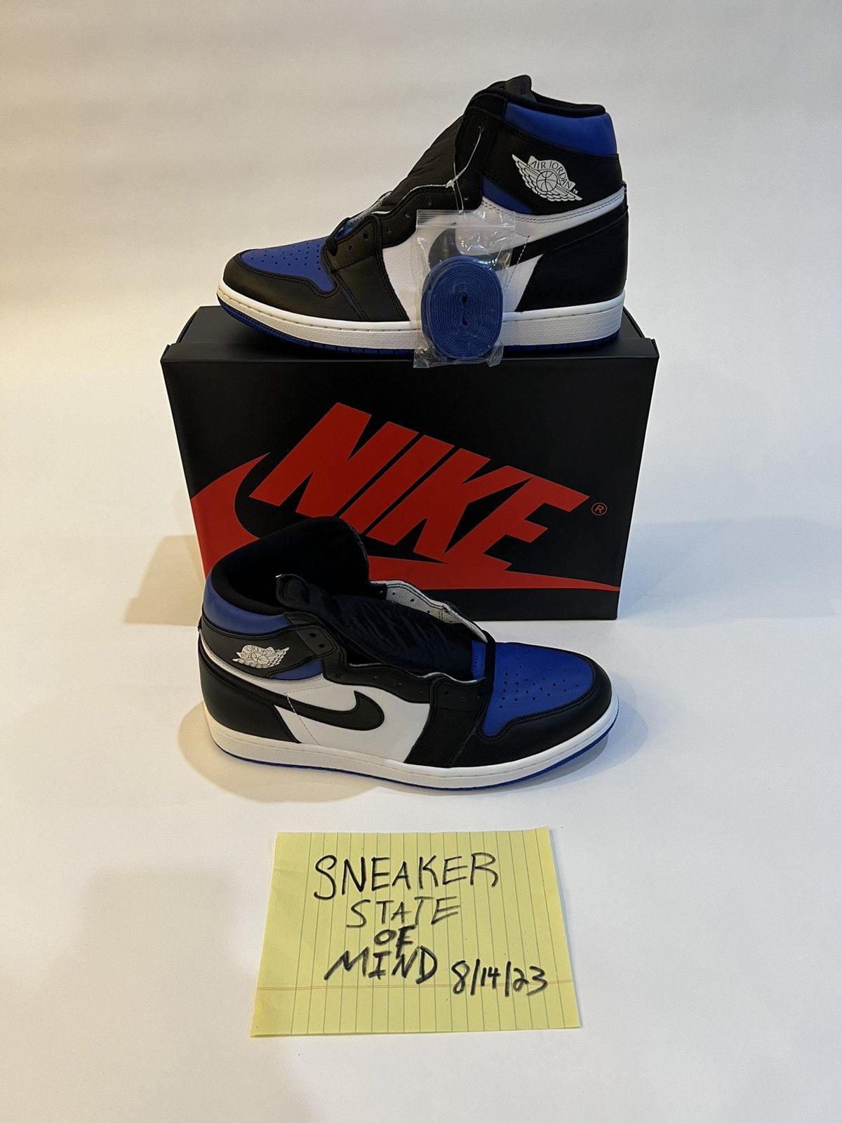 Jordan Brand × Nike BRAND NEW AIR JORDAN 1 RETRO HIGH OG “ROYAL TOE” SIZE: 8.5 Size US 8.5 / EU 41-42 - 1 Thumbnail