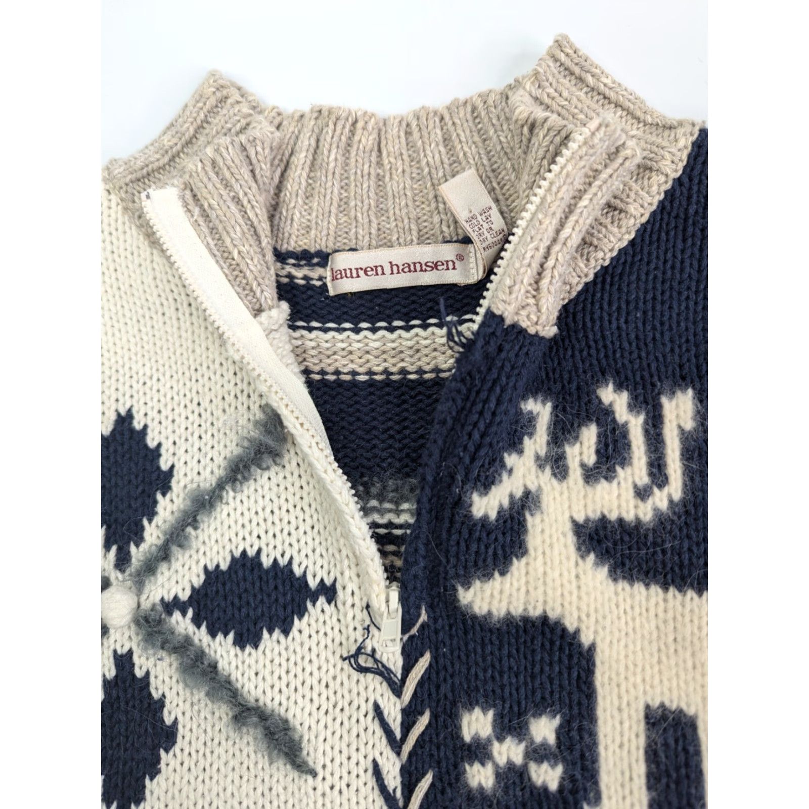 Vintage VINTAGE Lauren Hansen Women's Large Quarter Zip Knitted Christmas Sweater Ramie Size L / US 10 / IT 46 - 6 Thumbnail