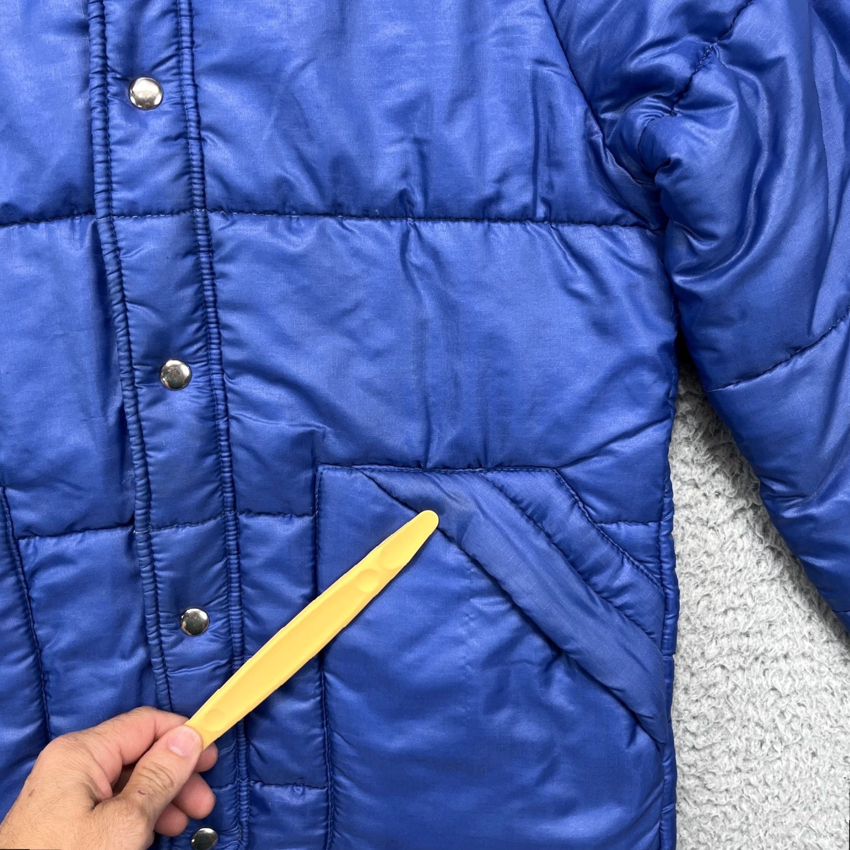 Vintage VINTAGE Kmart Puffer Jacket Mens Large Blue Water Repellent Quilted Nylon 90s Size US L / EU 52-54 / 3 - 2 Thumbnail