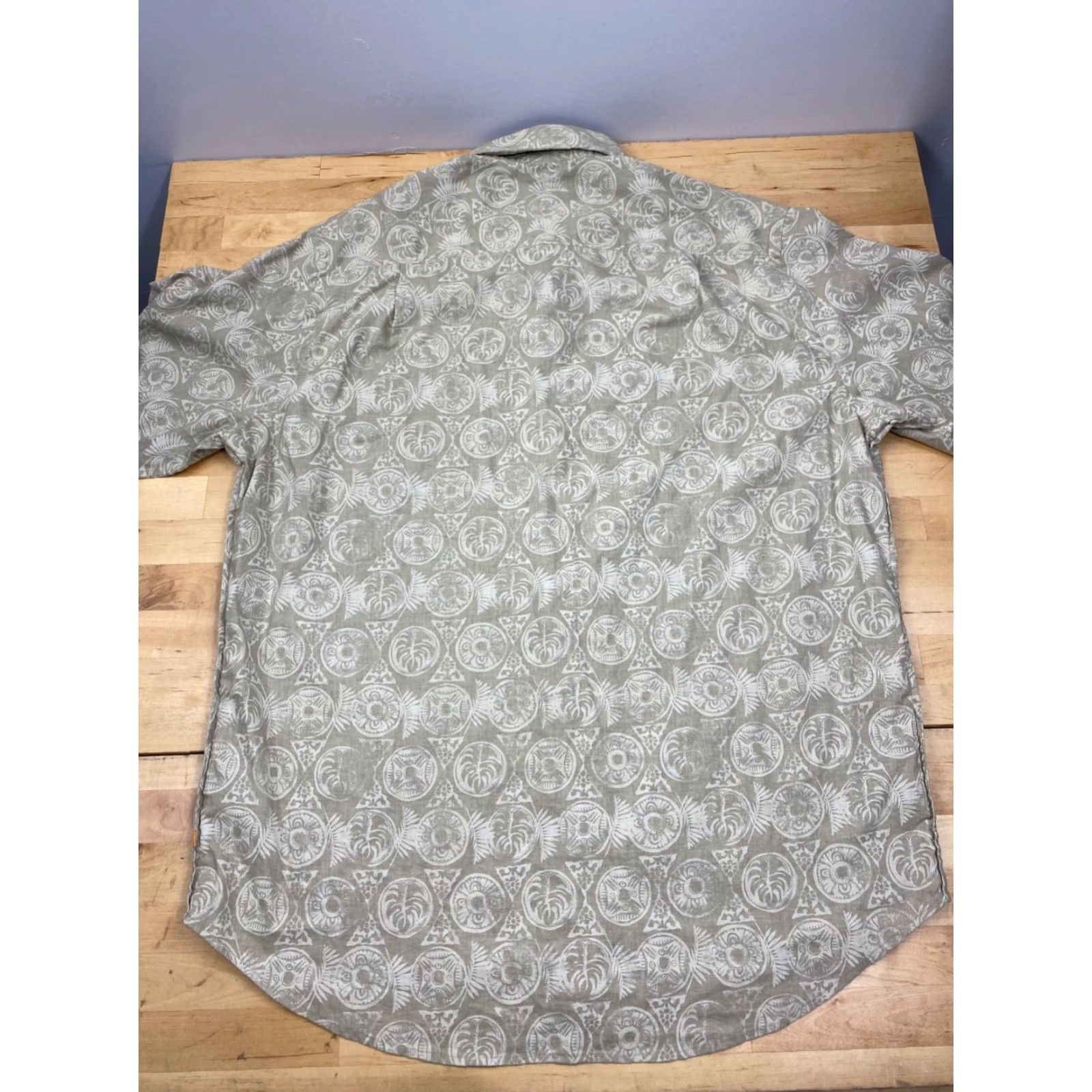 Quiksilver Quiksilver Button-Down Long Sleeve Khaki Floral Pattern L Mens Shirt Size US L / EU 52-54 / 3 - 8 Thumbnail