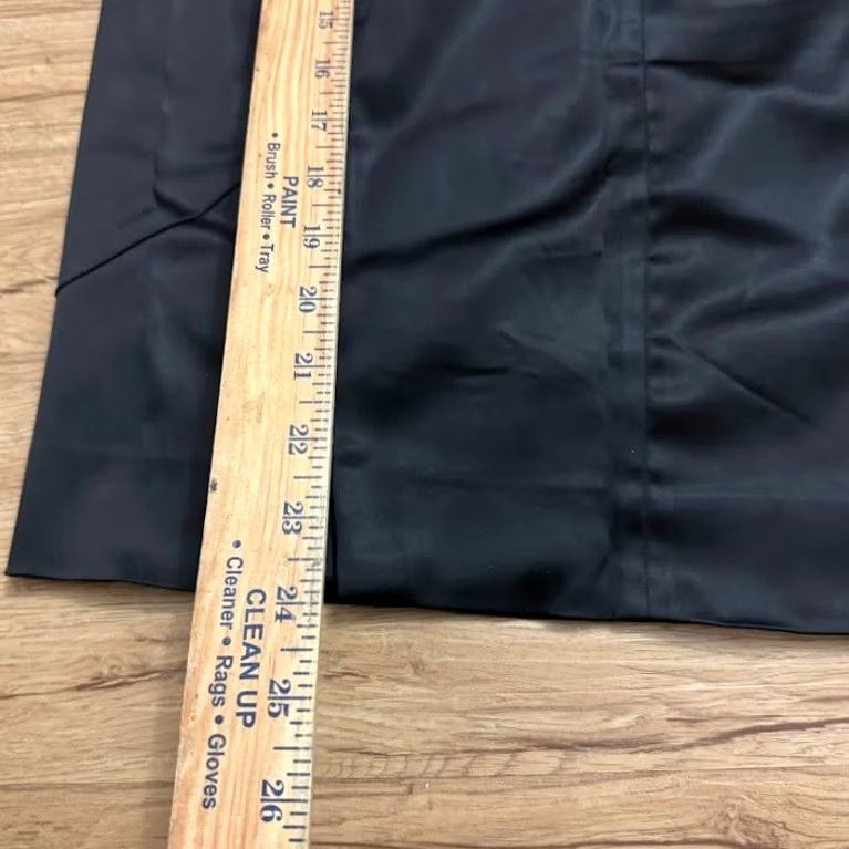 Nina Ricci VINTAGE Nina Ricci Skirt Women's Size 2 XS Black Silk Pencil Zipper Back Straight Knee Length Designer Classic 90s Size 26" / US 2 / IT 38 - 6 Thumbnail