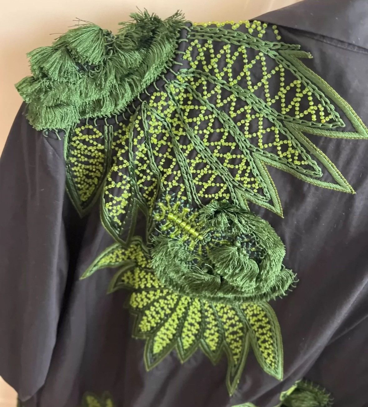 Dries Van Noten Dries van noten Beaded dress coat 2412-Nextarrow Size US S / EU 44-46 / 1 - 4 Thumbnail