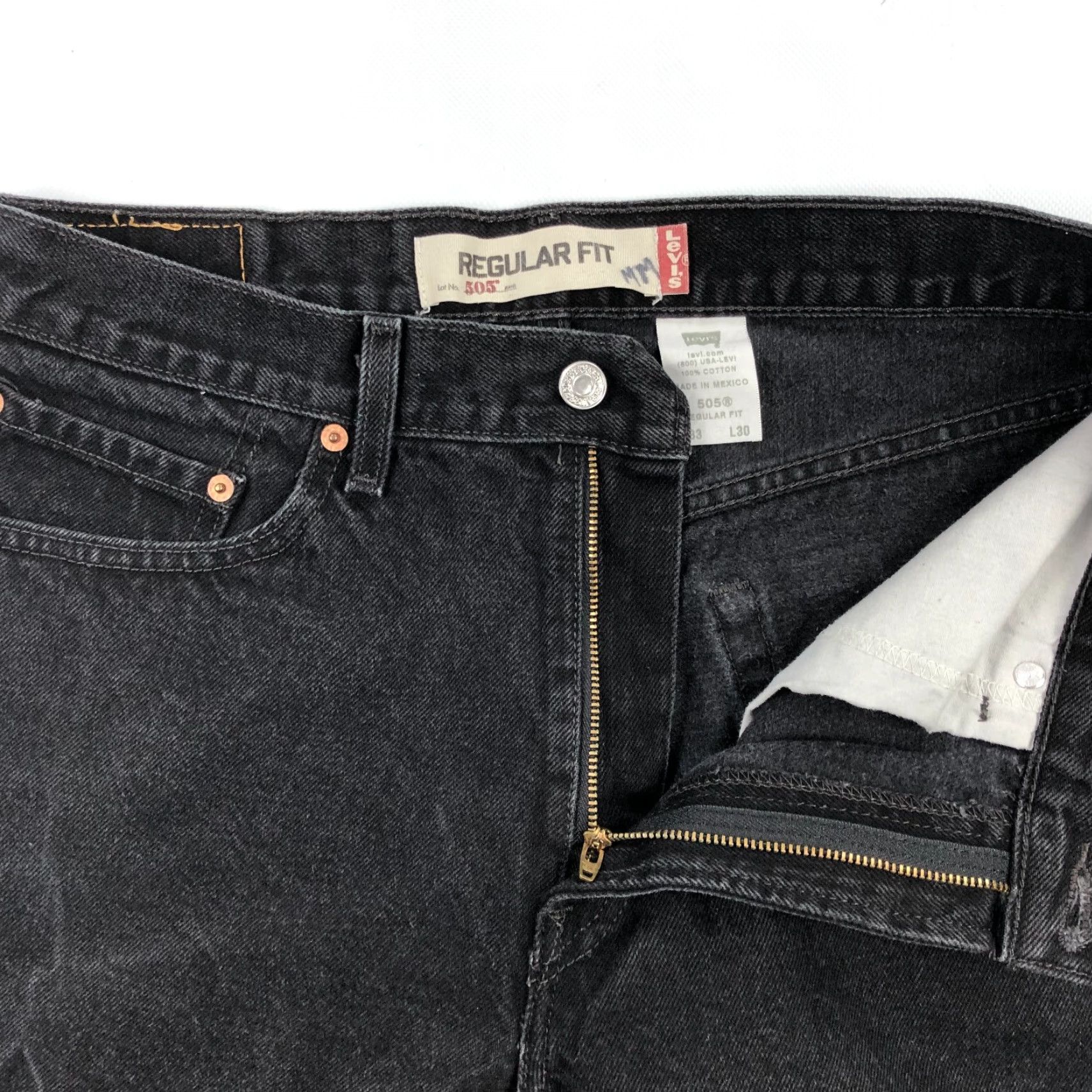 Levi's VINTAGE Levi's Jeans Mens 34x34 Black 505 American Denim Pants Straight Boots Regular Mens Size US 33 - 2 Thumbnail