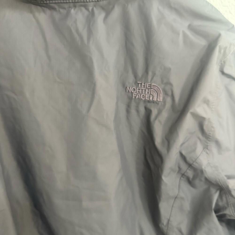 The North Face The North Face Resolve Hooded Rain Jacket Rabbit Grey XL Size XL / US 12-14 / IT 48-50 - 11 Thumbnail