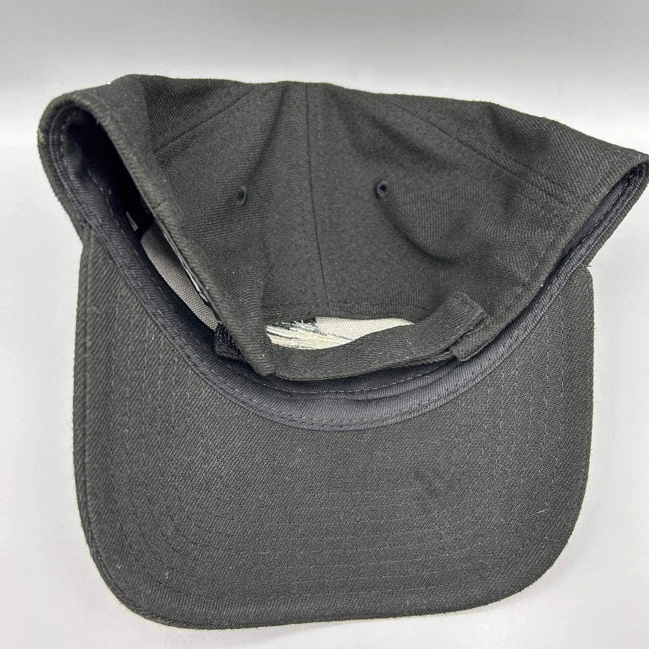 New Era Philadelphia Eagles Hat Men Black Embroidered Strap Back Cap Size ONE SIZE - 3 Thumbnail
