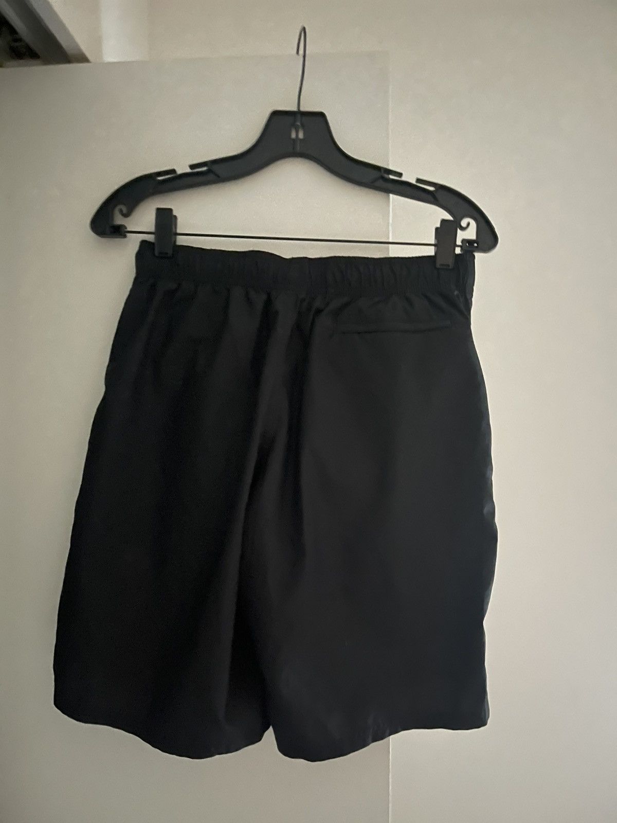 Givenchy Givenchy Black Long Swim Shorts Size US 32 / EU 48 - 2 Thumbnail