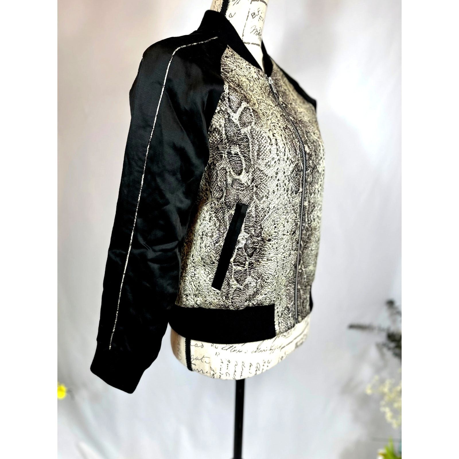 Zadig & Voltaire Zadig & Voltaire Billy Snake Deluxe Bomber Jacket XS Size XS / US 0-2 / IT 36-38 - 14 Thumbnail