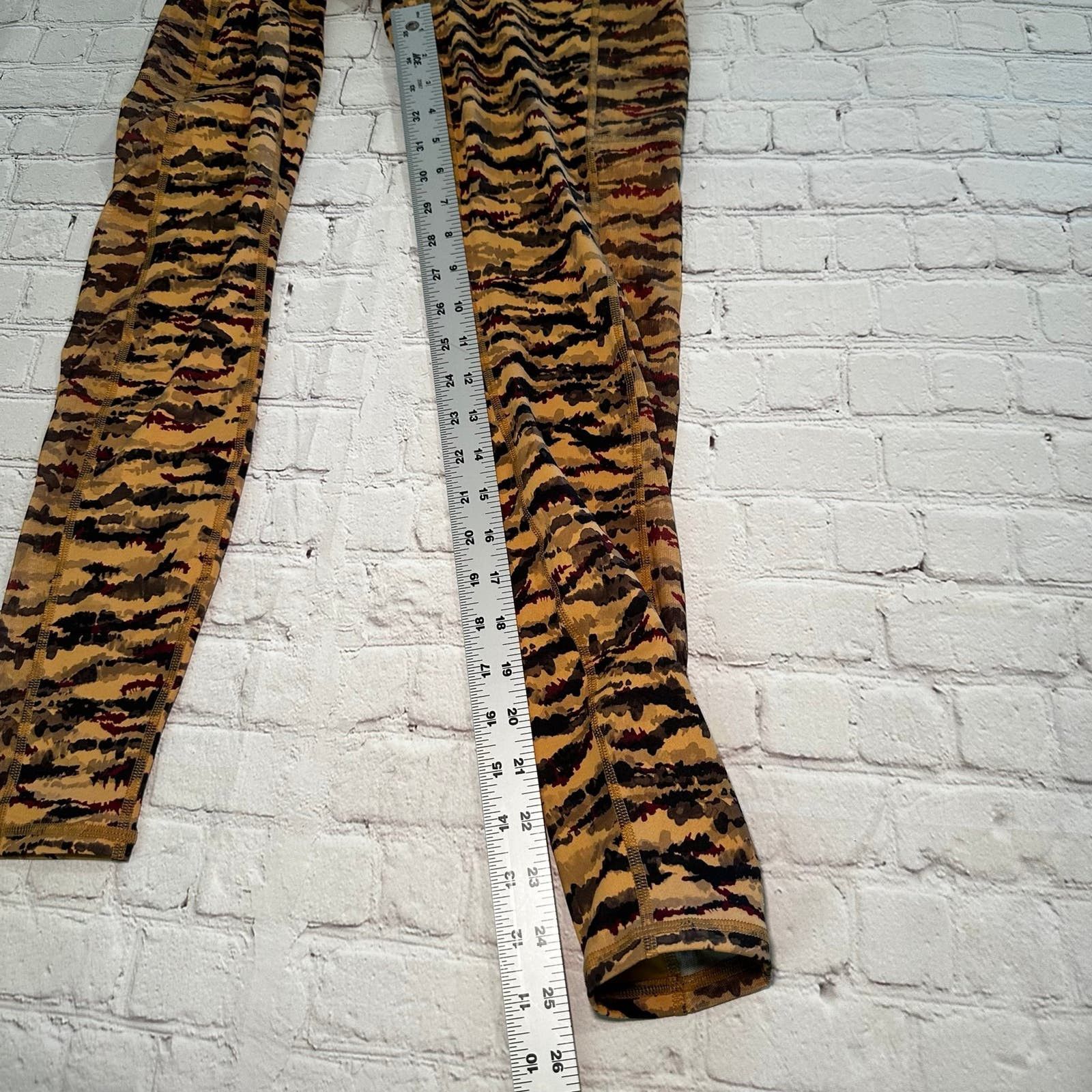Other Fabletics leggings size small Size 27" / US 4 / IT 40 - 8 Thumbnail