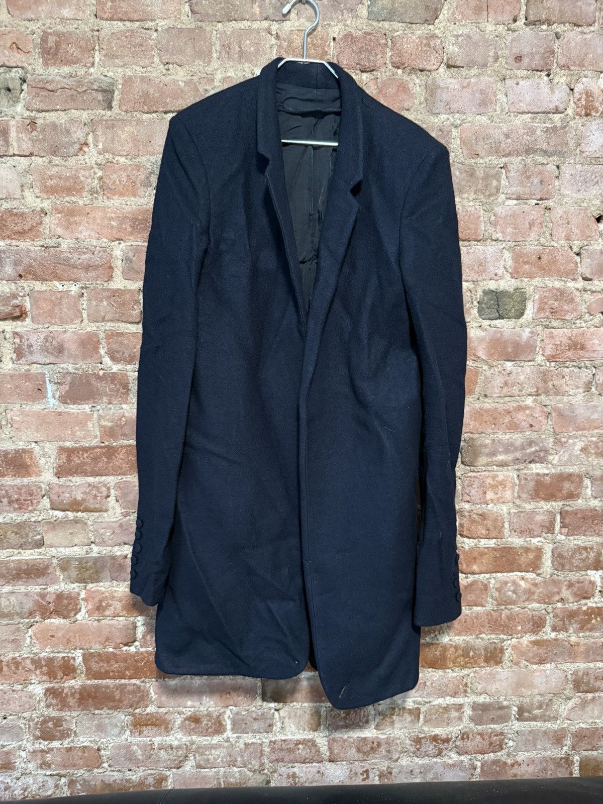 Thamanyah coat