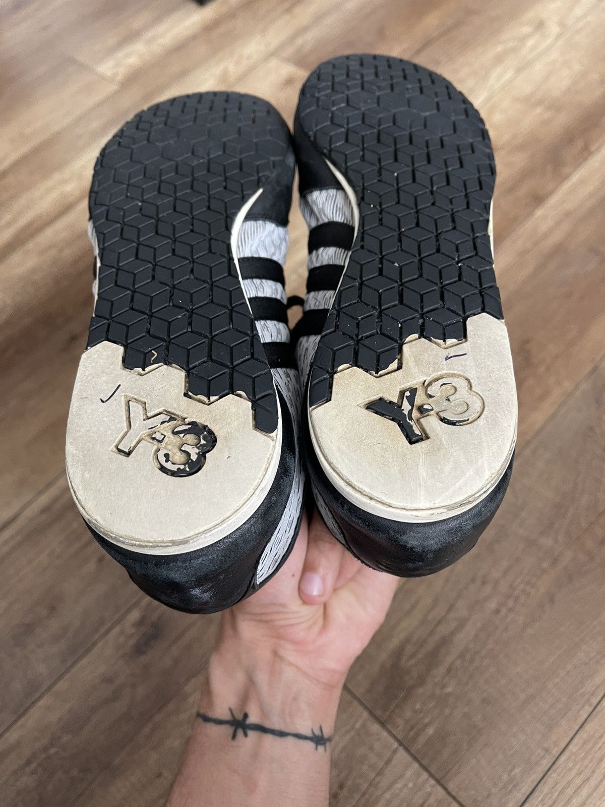 Y-3 Adidas Y-3 Yohji Yamamoto Sneakers Shoes Low Top Size US 9 / EU 42 - 15 Thumbnail