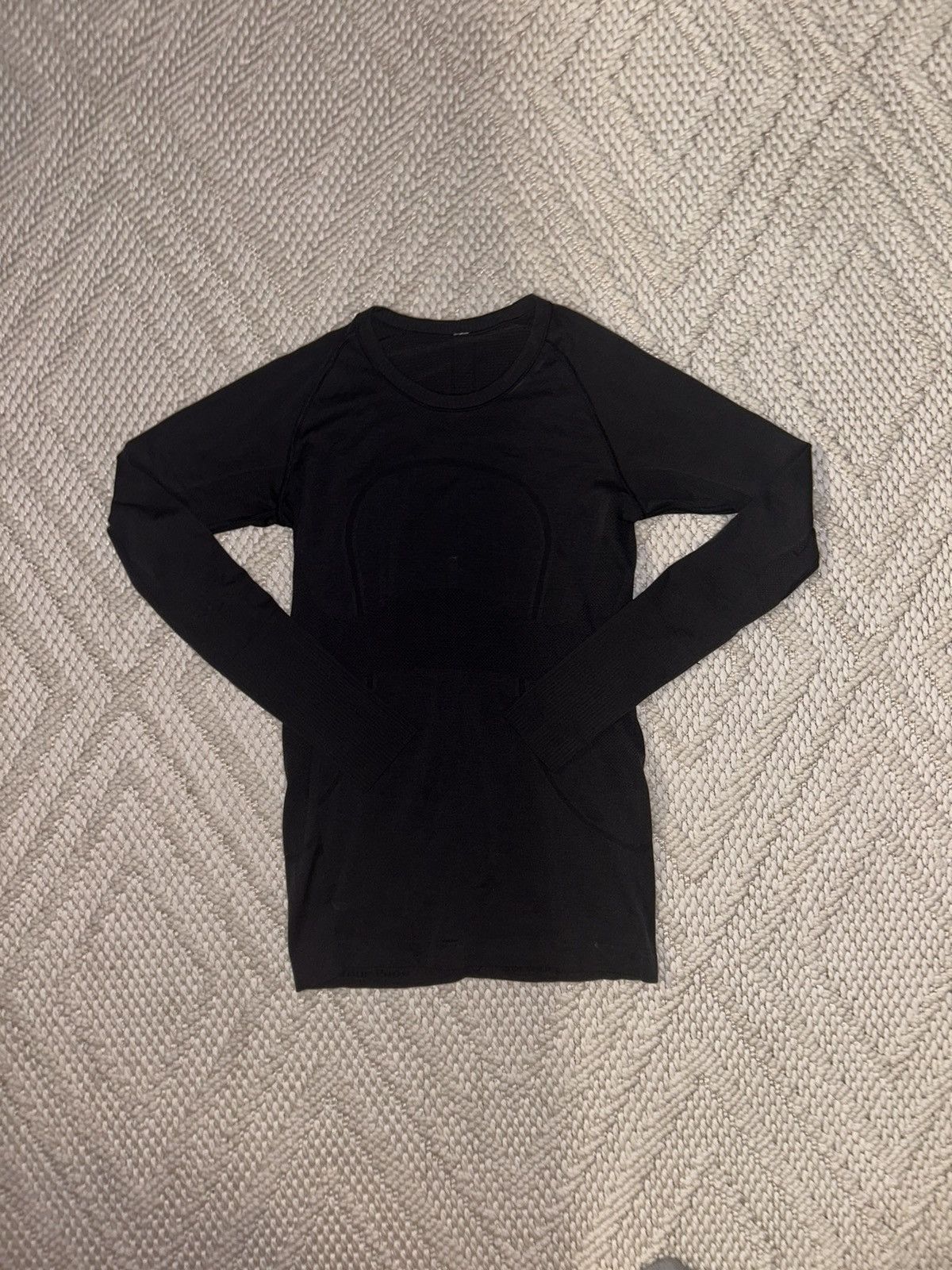 Lululemon Lululemon Black Swiftly Tech Long Sleeve 2.0 (Size 10) Size L / US 10 / IT 46 - 2 Thumbnail