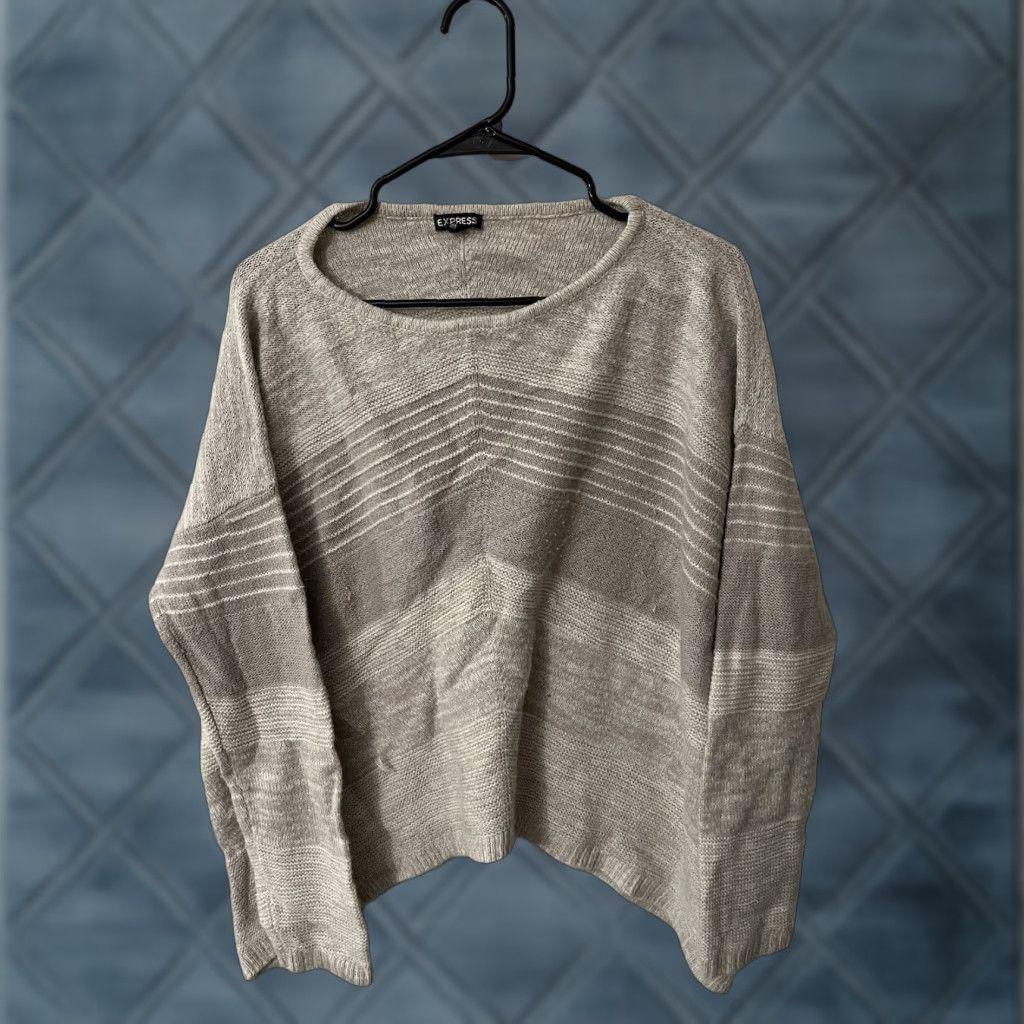 Express Express Sweater M/L Knit Beige Relaxed Crew Neck Acrylic Wool Blend Pullover Women Raglan Long Sleeve Mock Neck Size M / US 6-8 / IT 42-44 - 1 Thumbnail