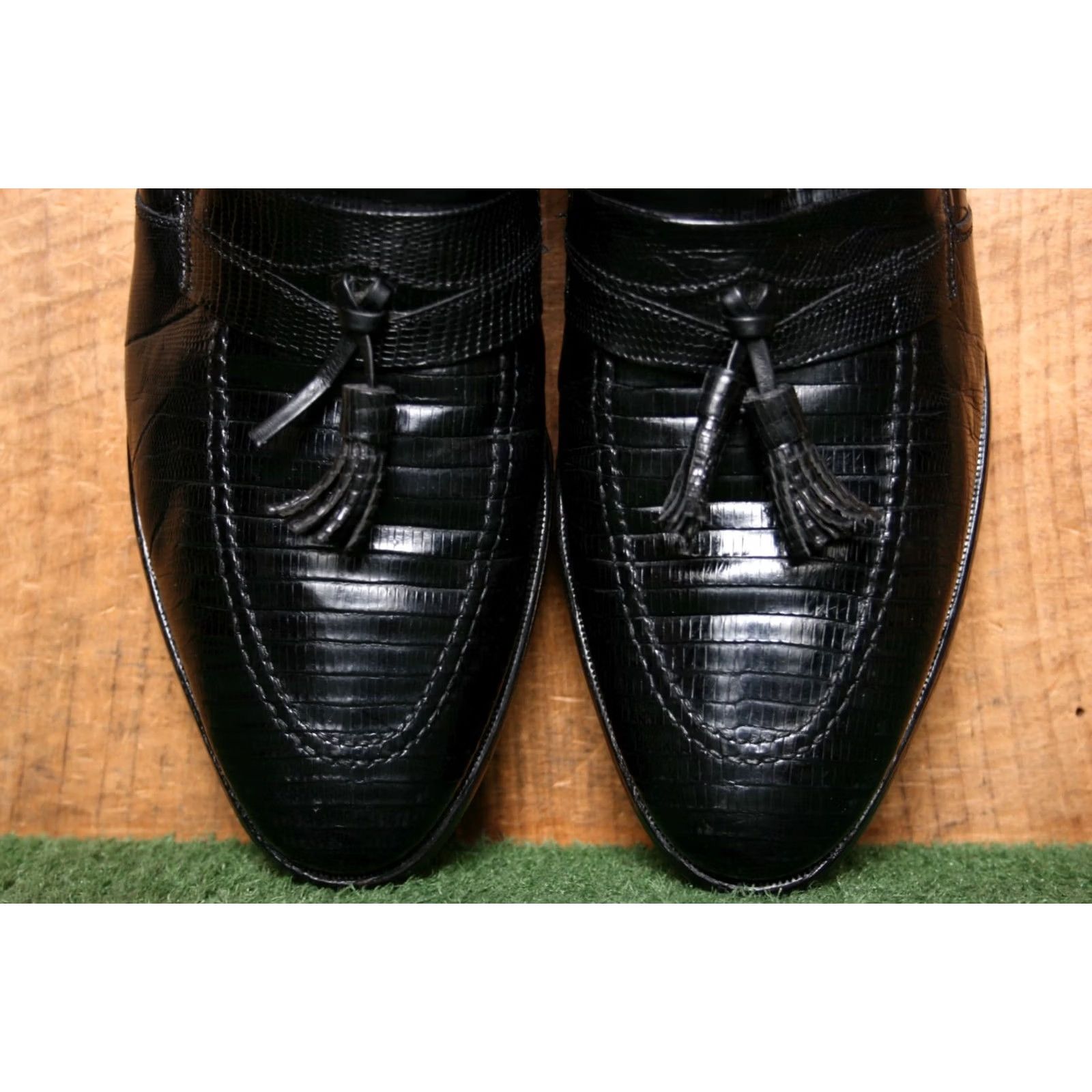 Allen Edmonds ALLEN EDMONDS Clayton Black Lizard Skin Loafers Sz. 11B (Missing Tassel) Dress Slip On Men Leather Upper B Shoes Size US 11 / EU 44 - 6 Thumbnail