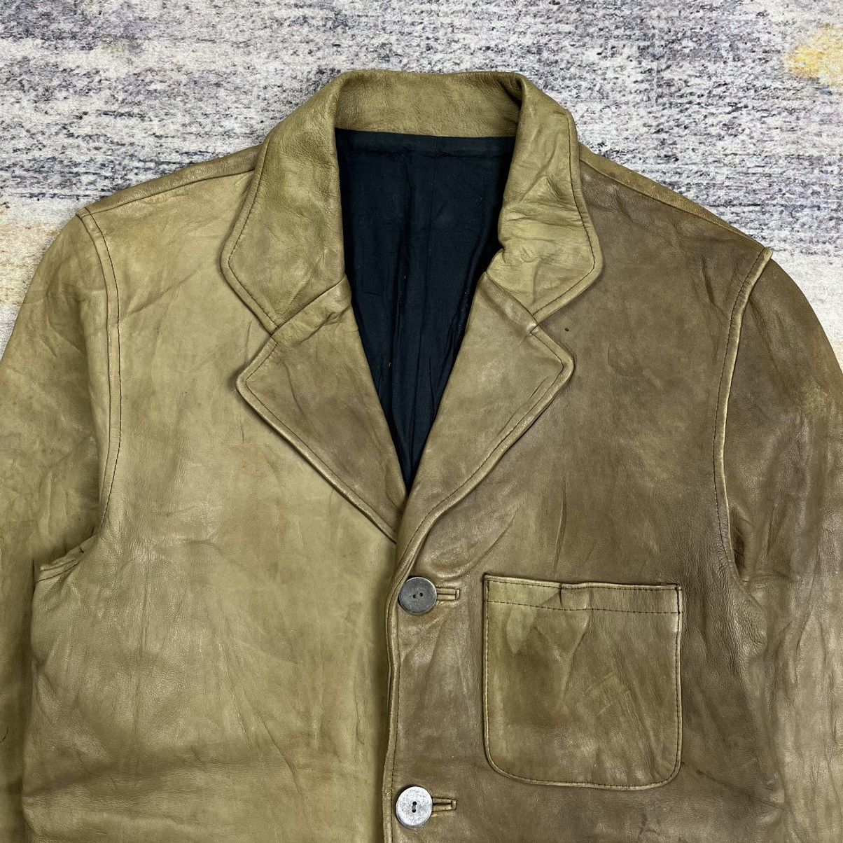 Isamu Katayama Backlash Isamu Katayama Backlash blazer bleach color leather jacket Size US M / EU 48-50 / 2 - 7 Thumbnail