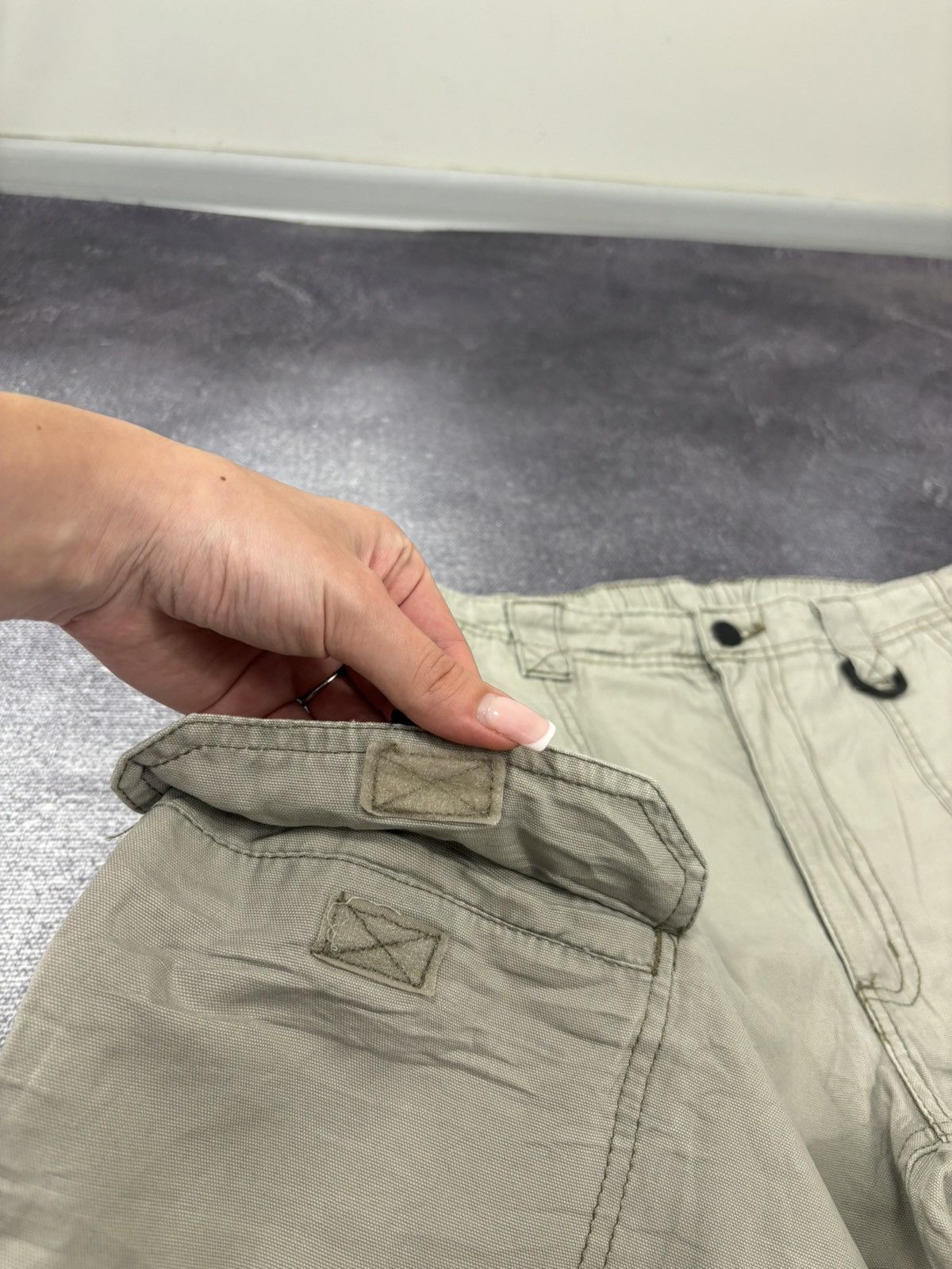 Vintage Vintage Wrangler Y2K Beige Military Utility Cargo Shorts Size US 34 / EU 50 - 6 Thumbnail